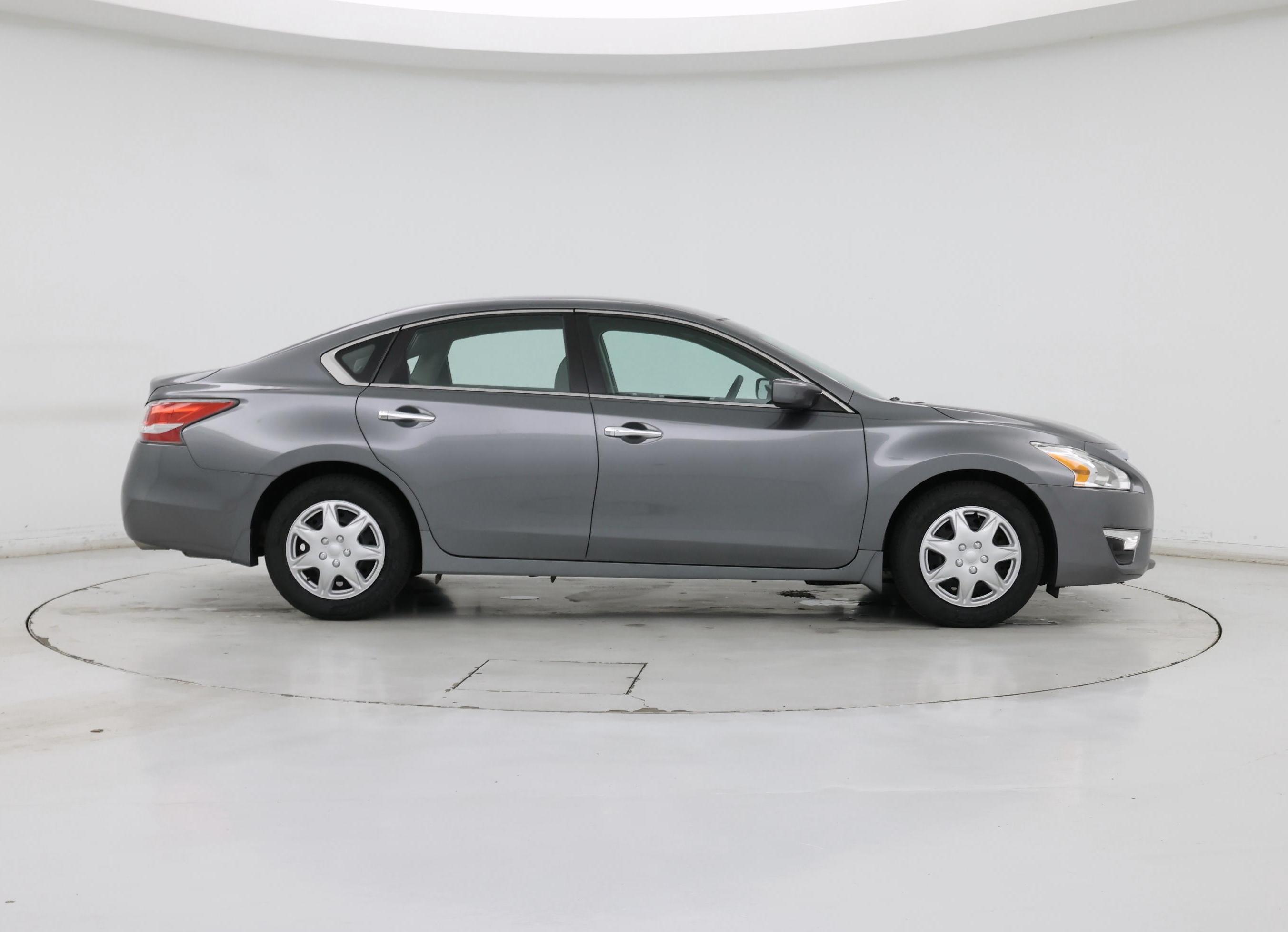Thumbnail: 2015 Nissan Altima - 7