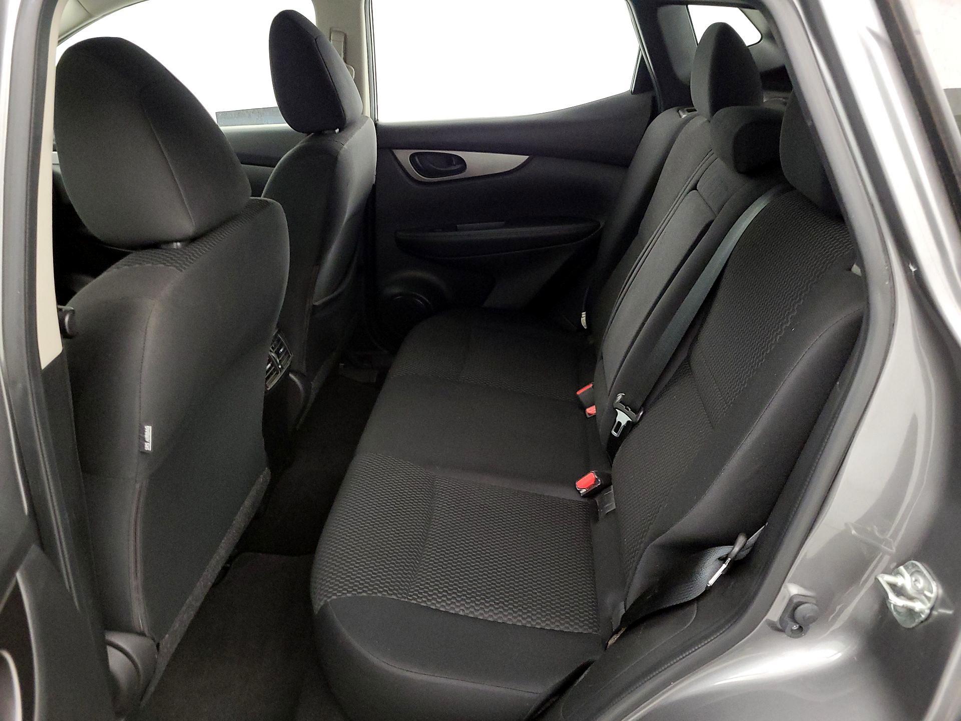 Thumbnail: 2019 Nissan Rogue Sport - 19
