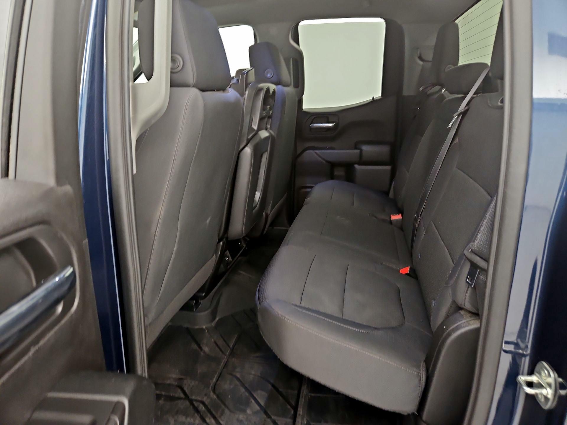 Thumbnail: 2020 Chevrolet Silverado 1500 - 20