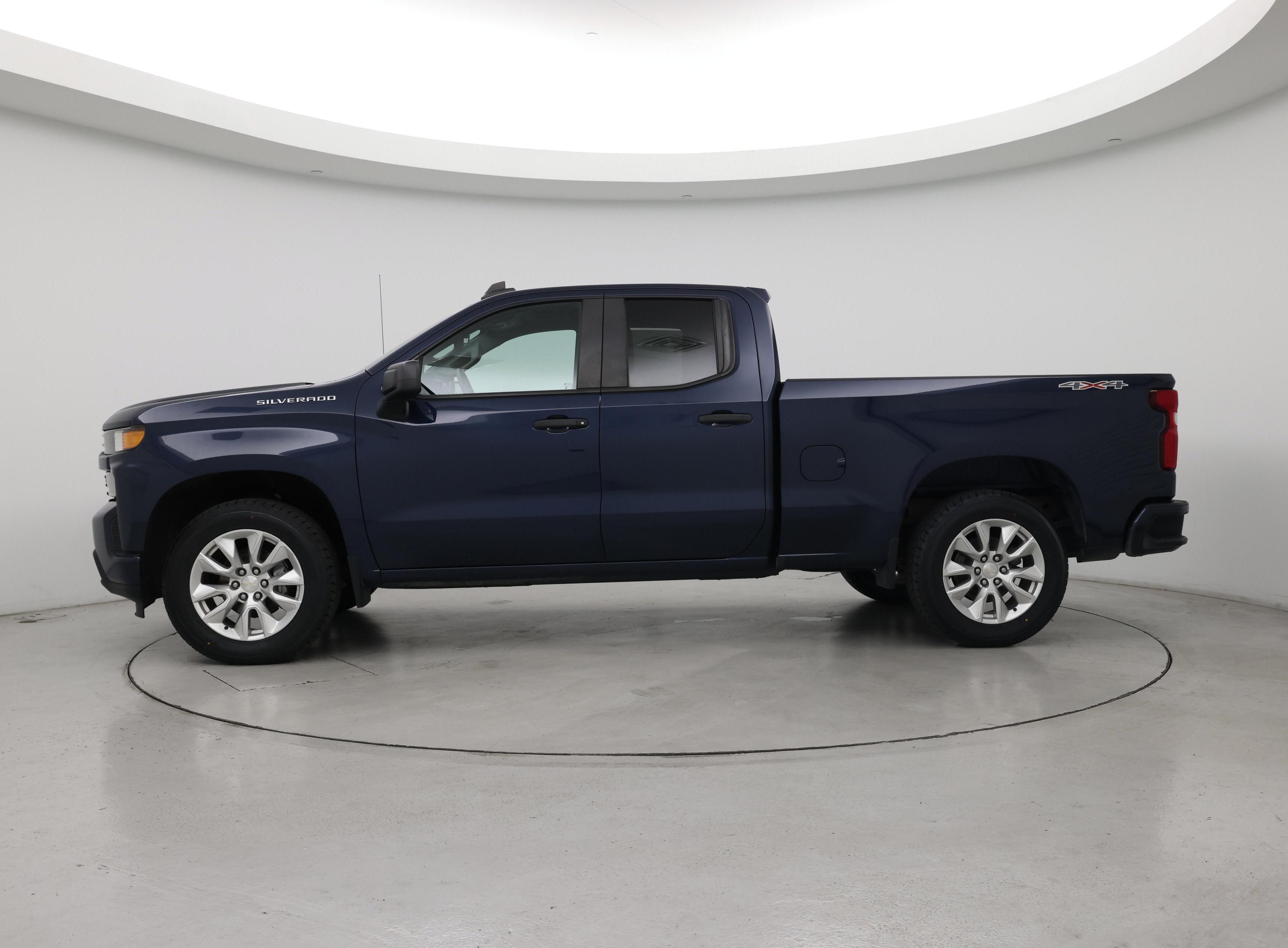 Thumbnail: 2020 Chevrolet Silverado 1500 - 3