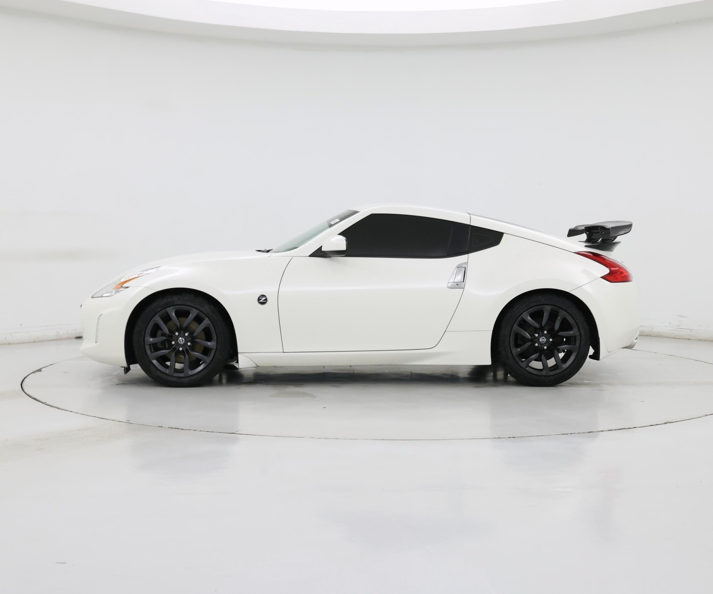 Thumbnail: 2017 Nissan Z - 3