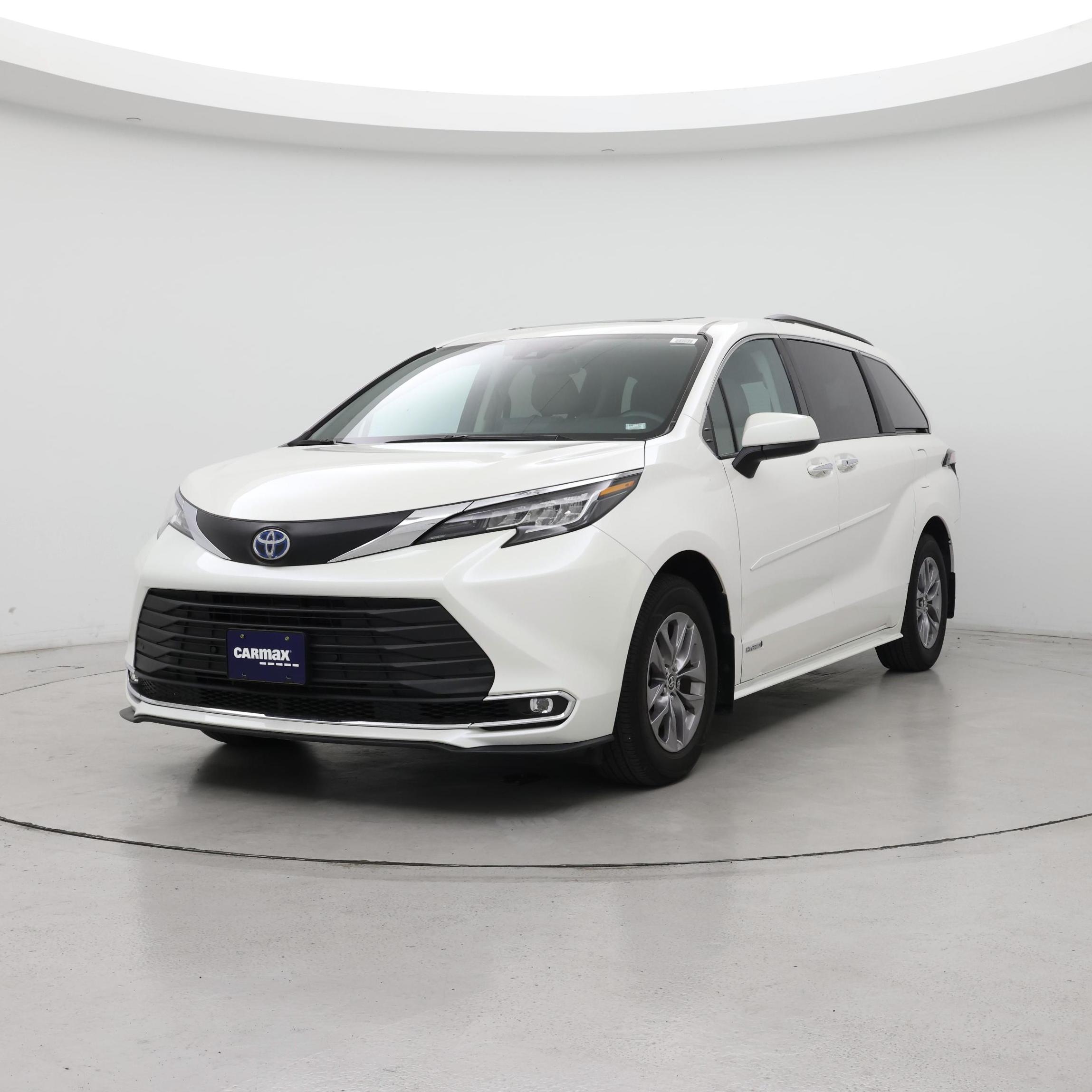 Thumbnail: 2021 Toyota Sienna - 4