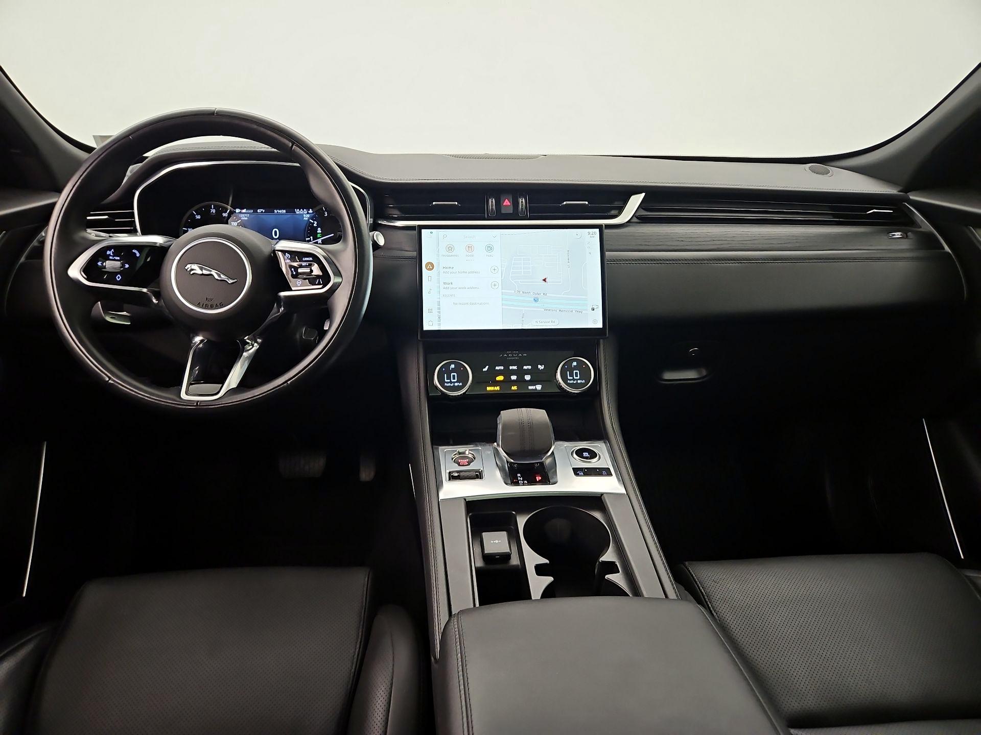 Thumbnail: 2023 Jaguar F-Pace - 9