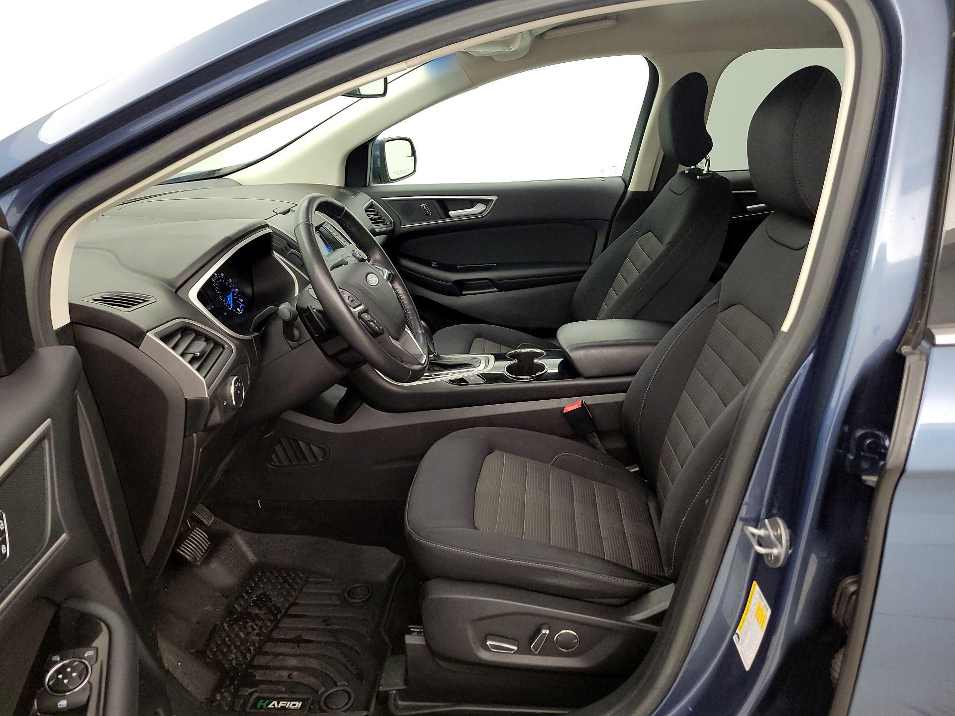 Thumbnail: 2018 Ford Edge - 11