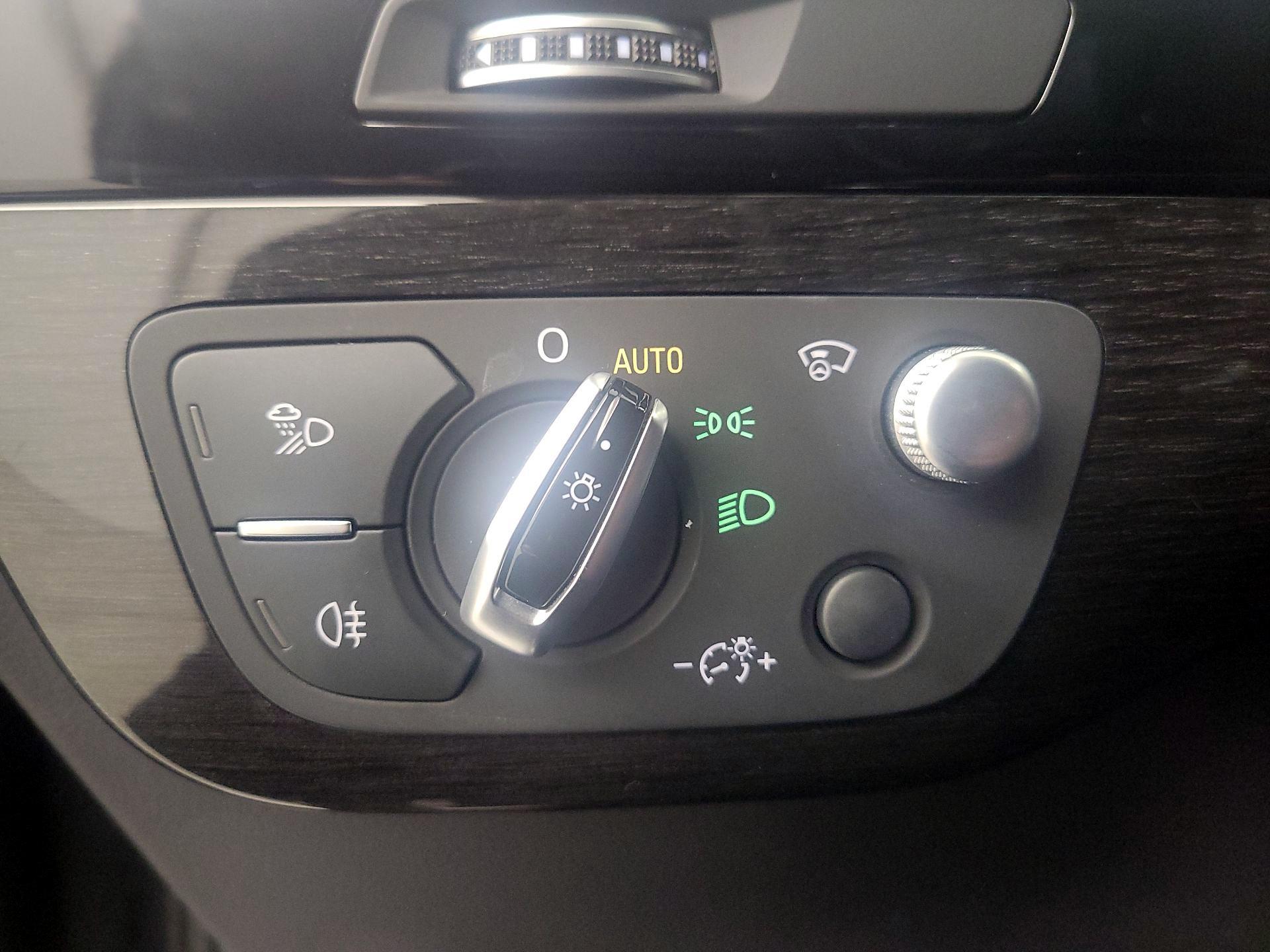 Thumbnail: 2017 Audi Q7 - 13