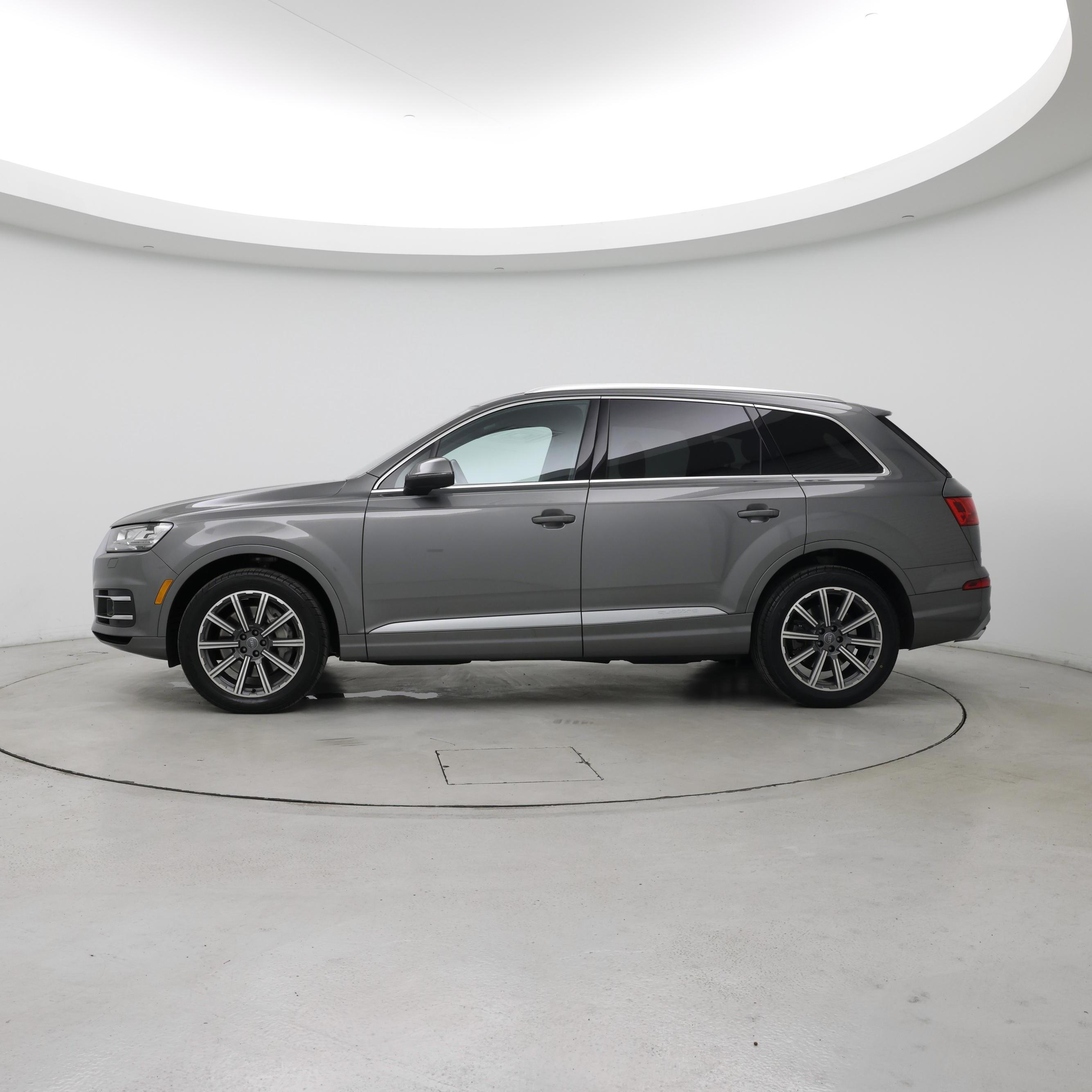 Thumbnail: 2017 Audi Q7 - 3