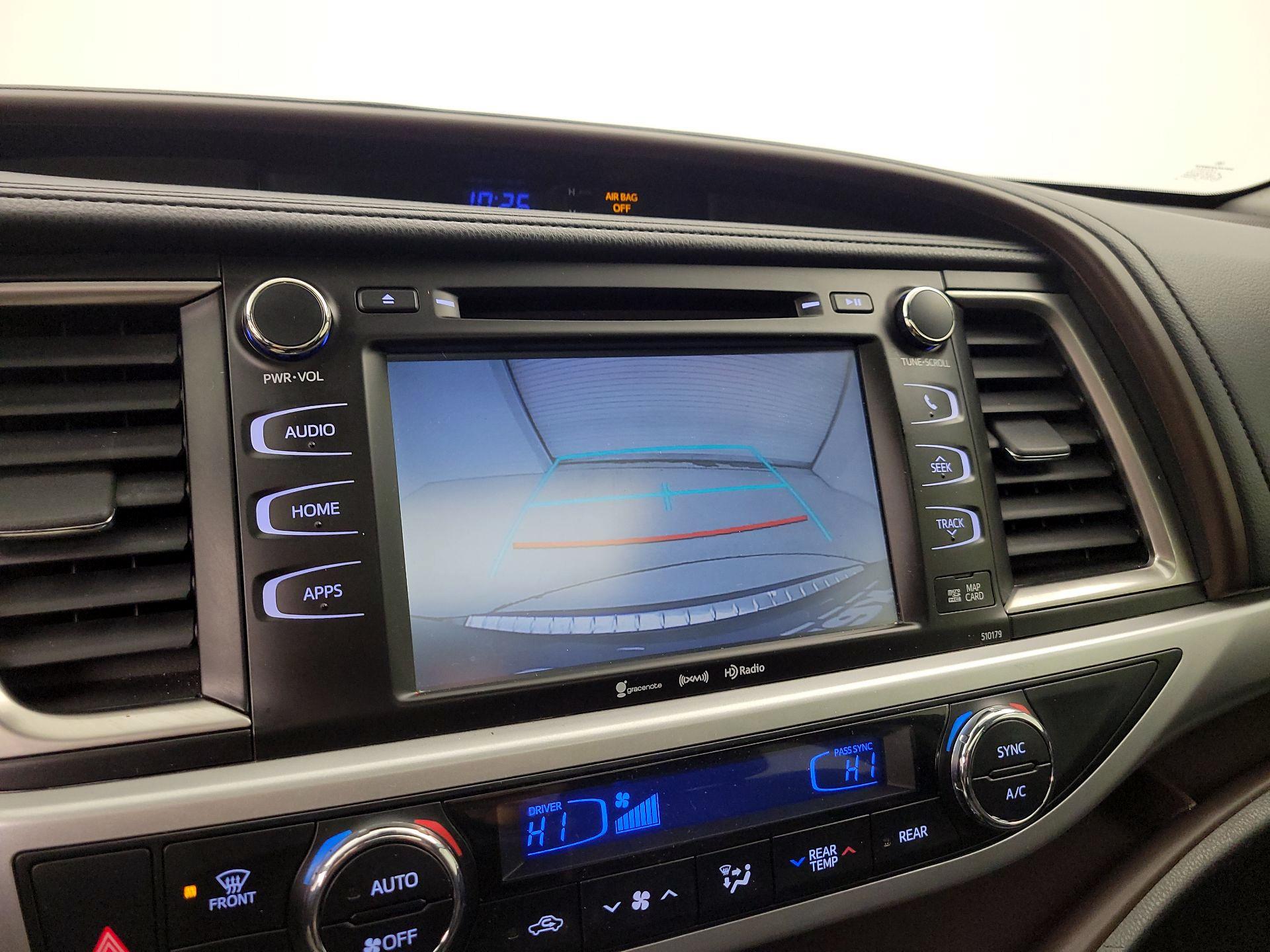 Thumbnail: 2017 Toyota Highlander - 14