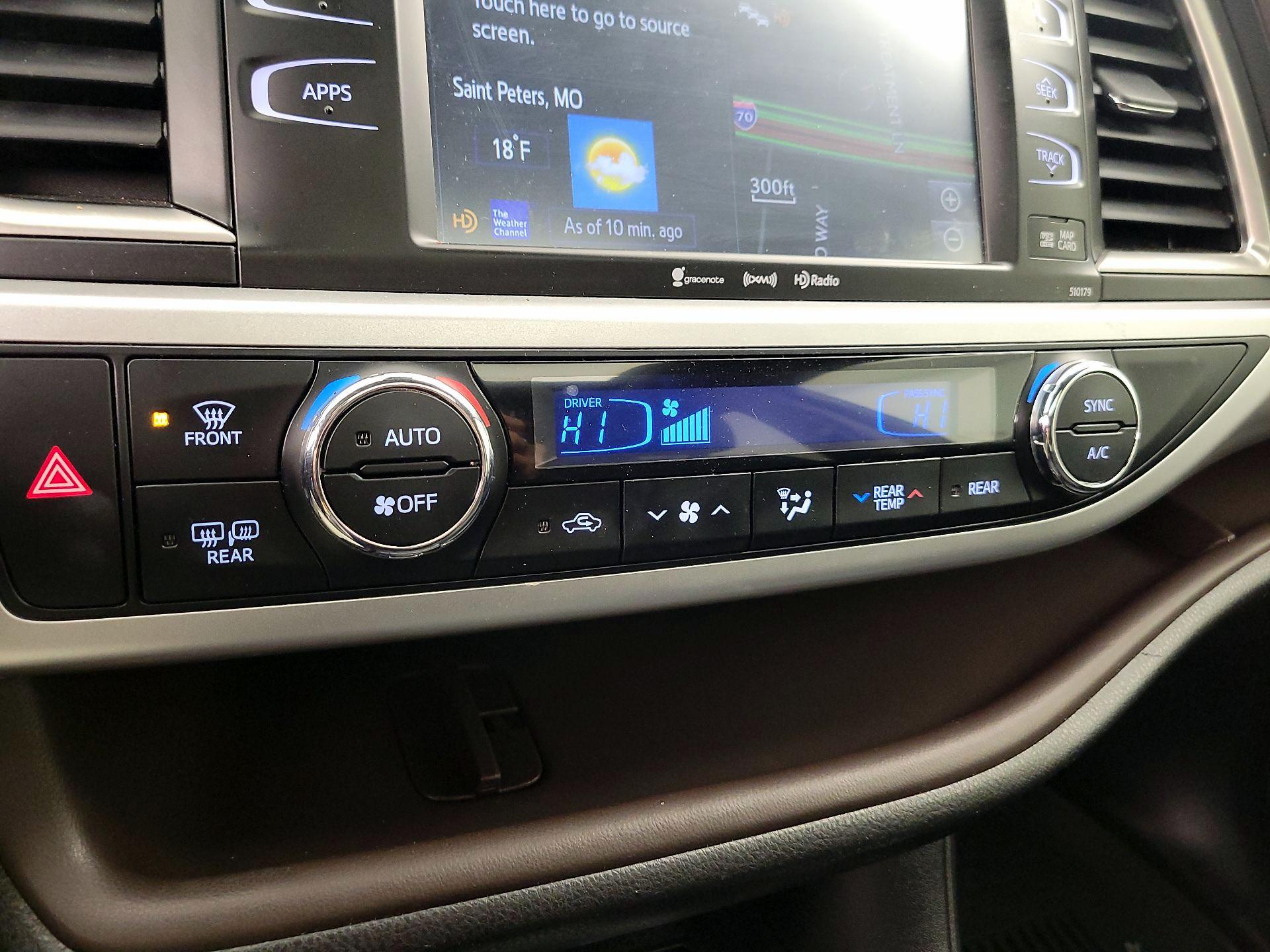 Thumbnail: 2017 Toyota Highlander - 16