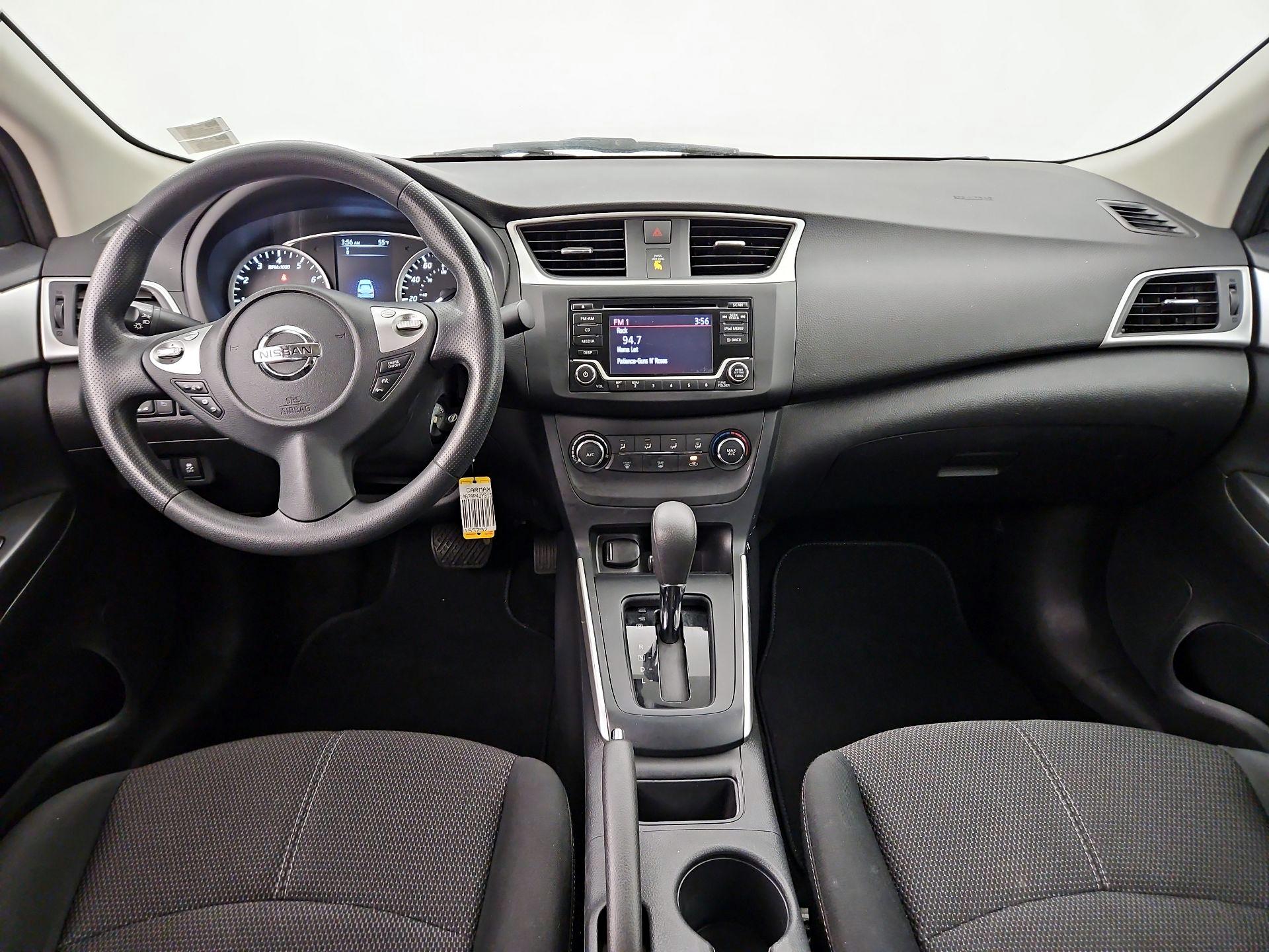 Thumbnail: 2018 Nissan Sentra - 9