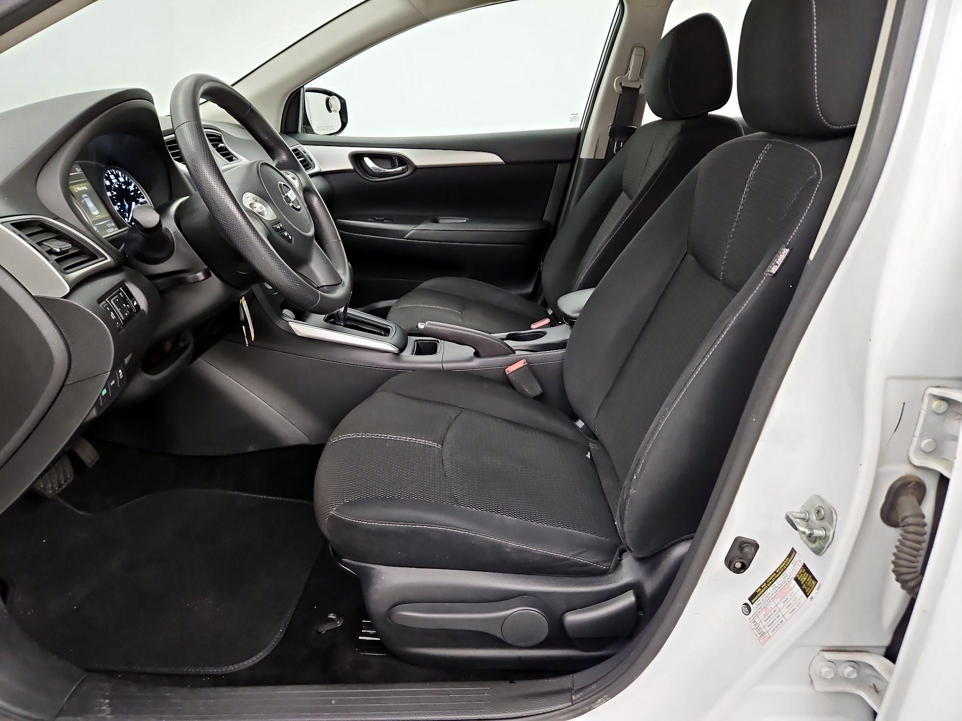 Thumbnail: 2018 Nissan Sentra - 11