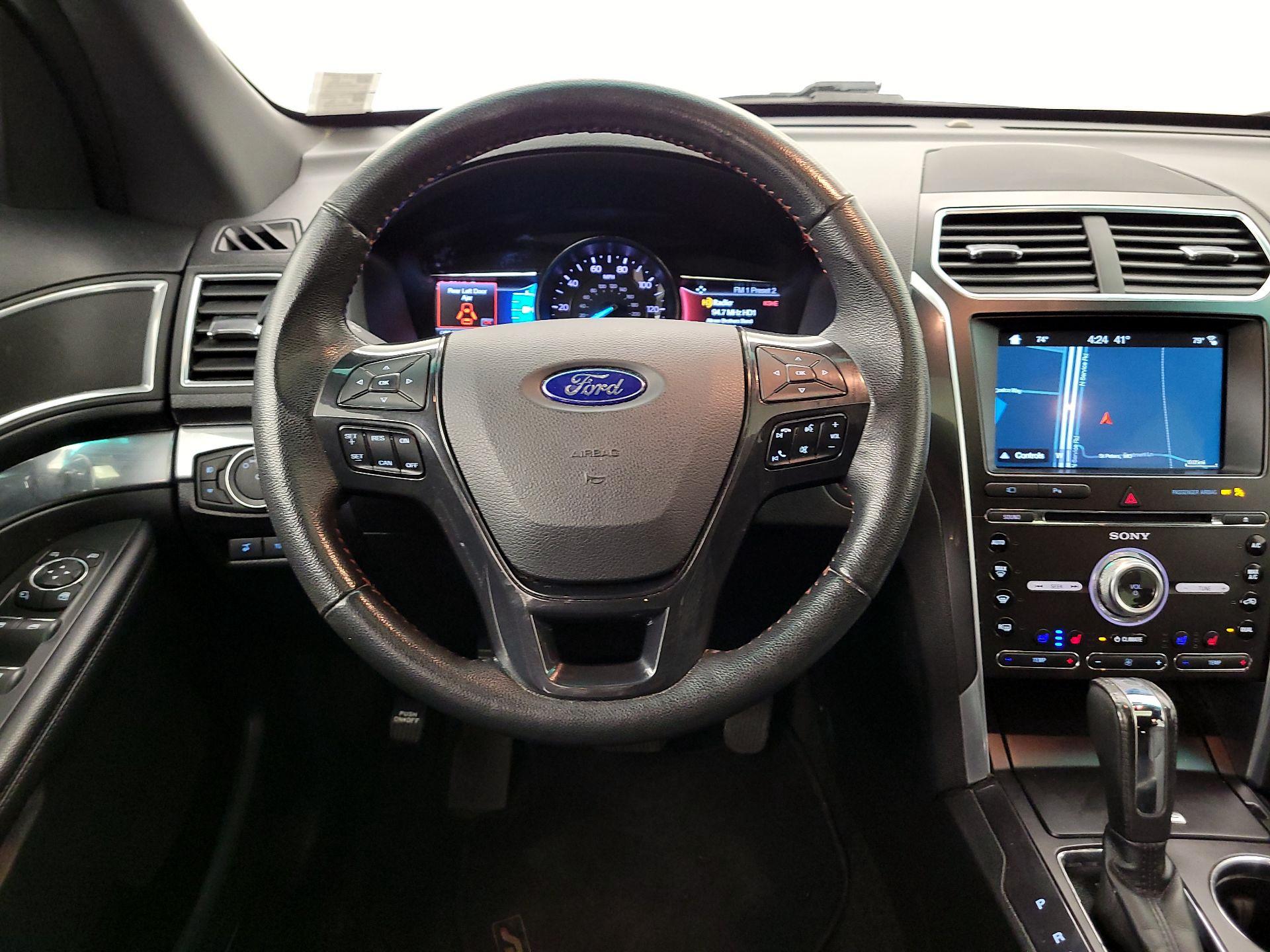 Thumbnail: 2017 Ford Explorer - 10