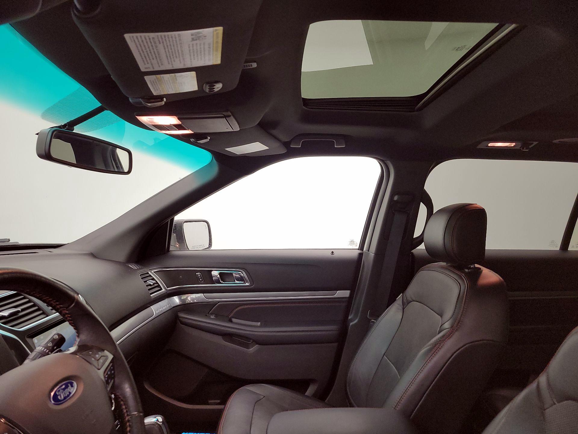 Thumbnail: 2017 Ford Explorer - 20