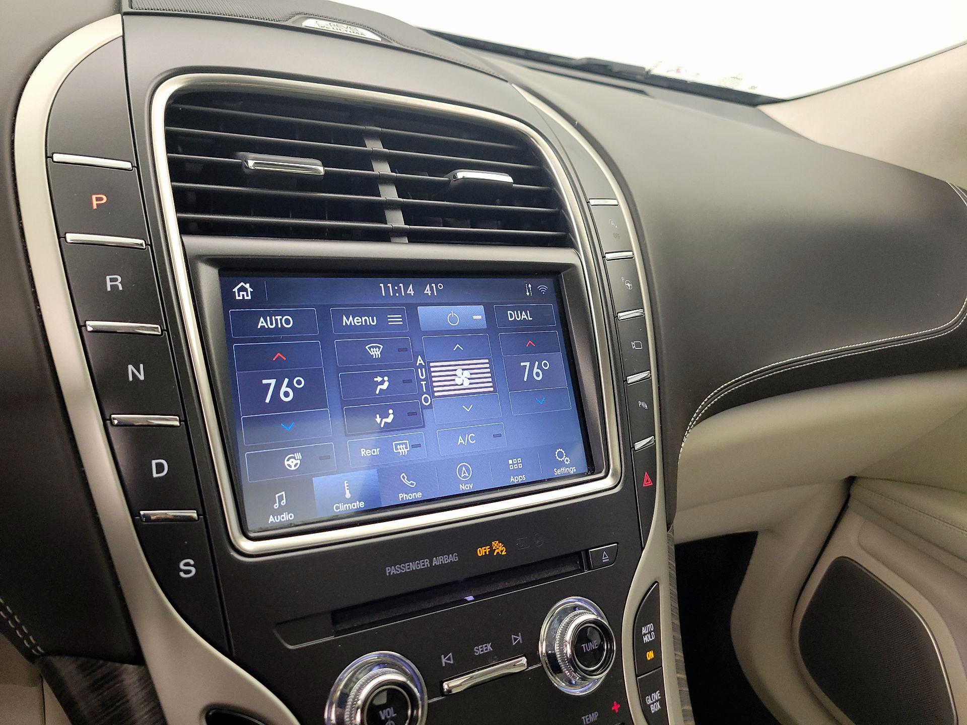 Thumbnail: 2020 Lincoln Nautilus - 15