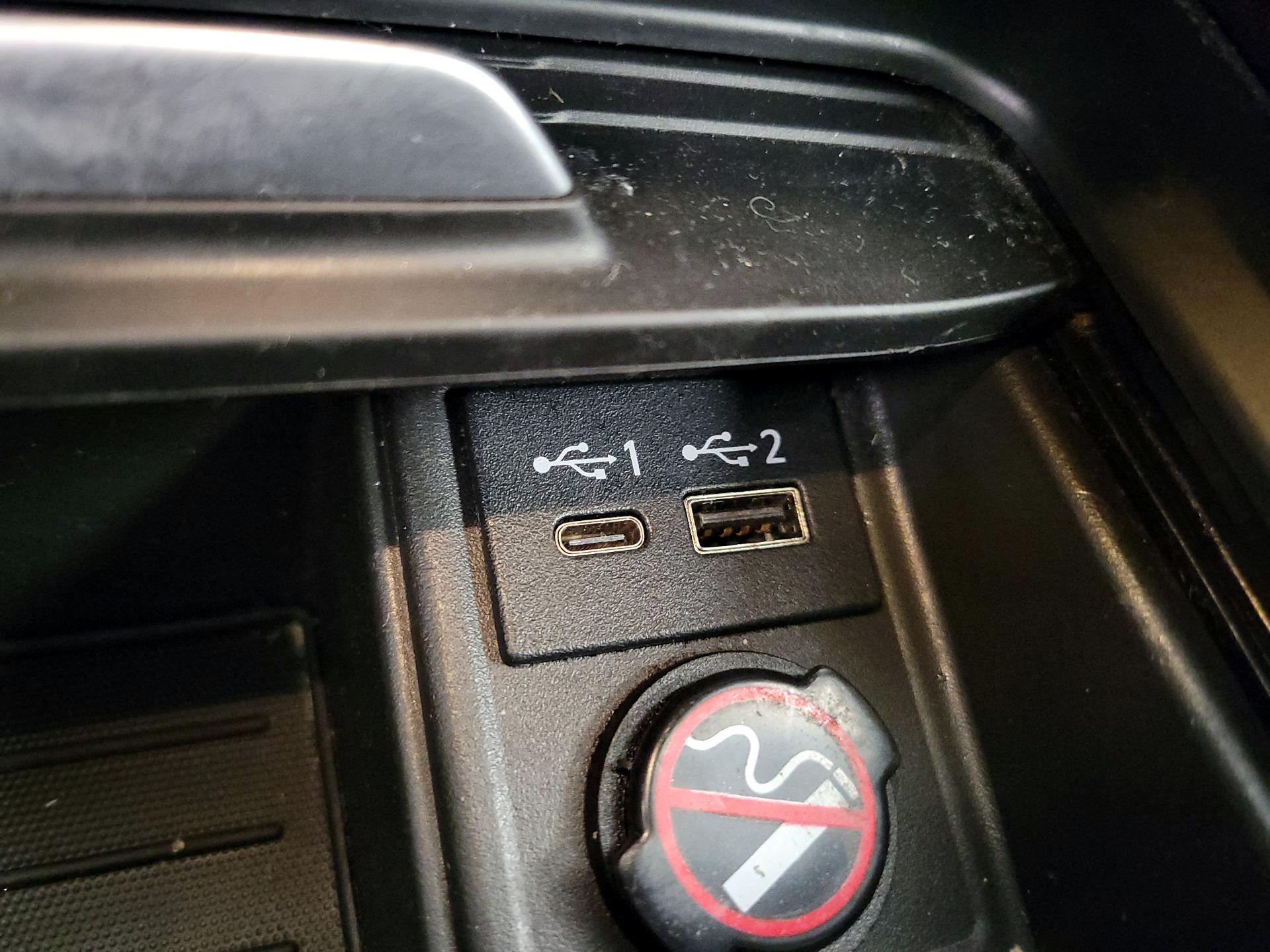 Thumbnail: 2021 INFINITI QX50 - 18