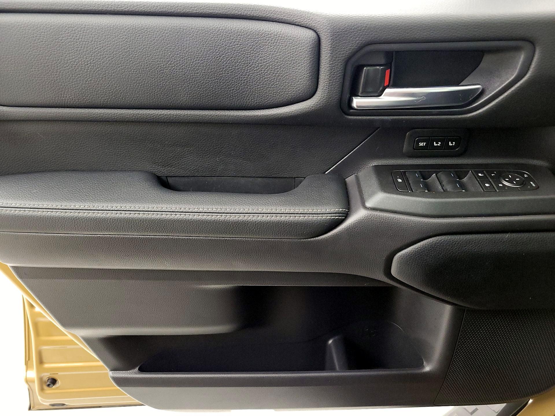 Thumbnail: 2025 Toyota Land Cruiser - 12