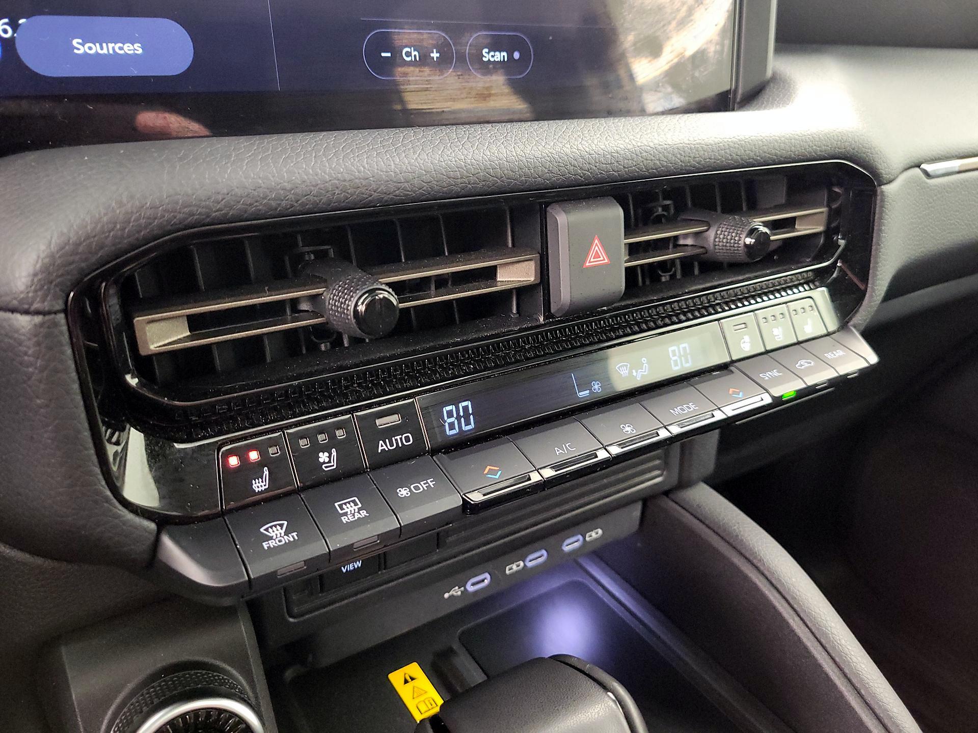 Thumbnail: 2025 Toyota Land Cruiser - 17