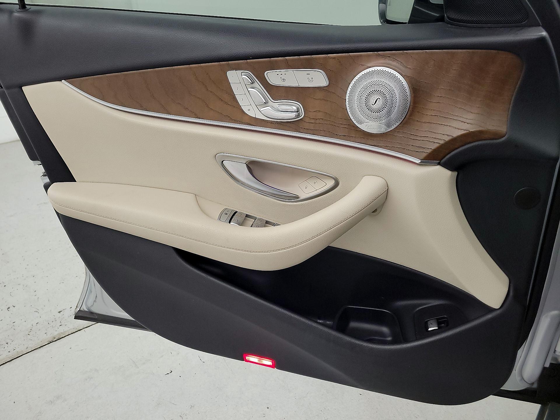 Thumbnail: 2020 Mercedes-Benz E-Class - 12