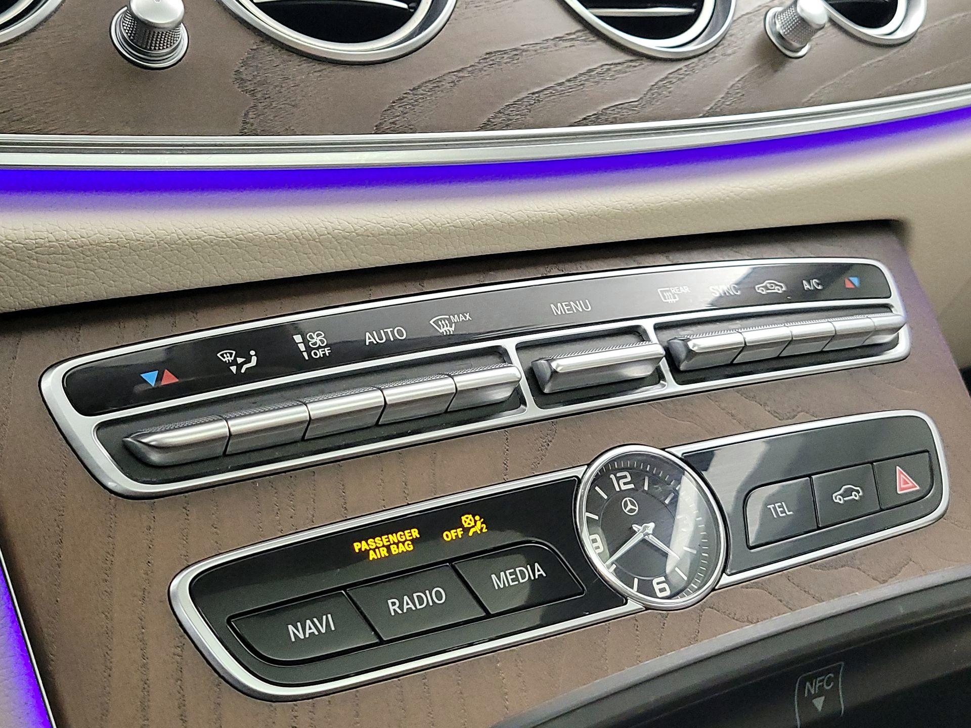 Thumbnail: 2020 Mercedes-Benz E-Class - 17