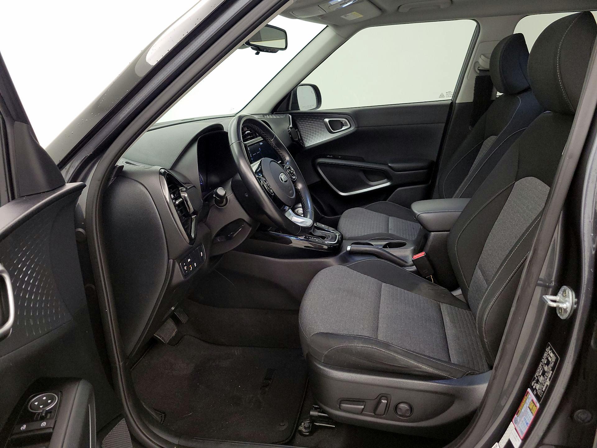 Thumbnail: 2021 Kia Soul - 11