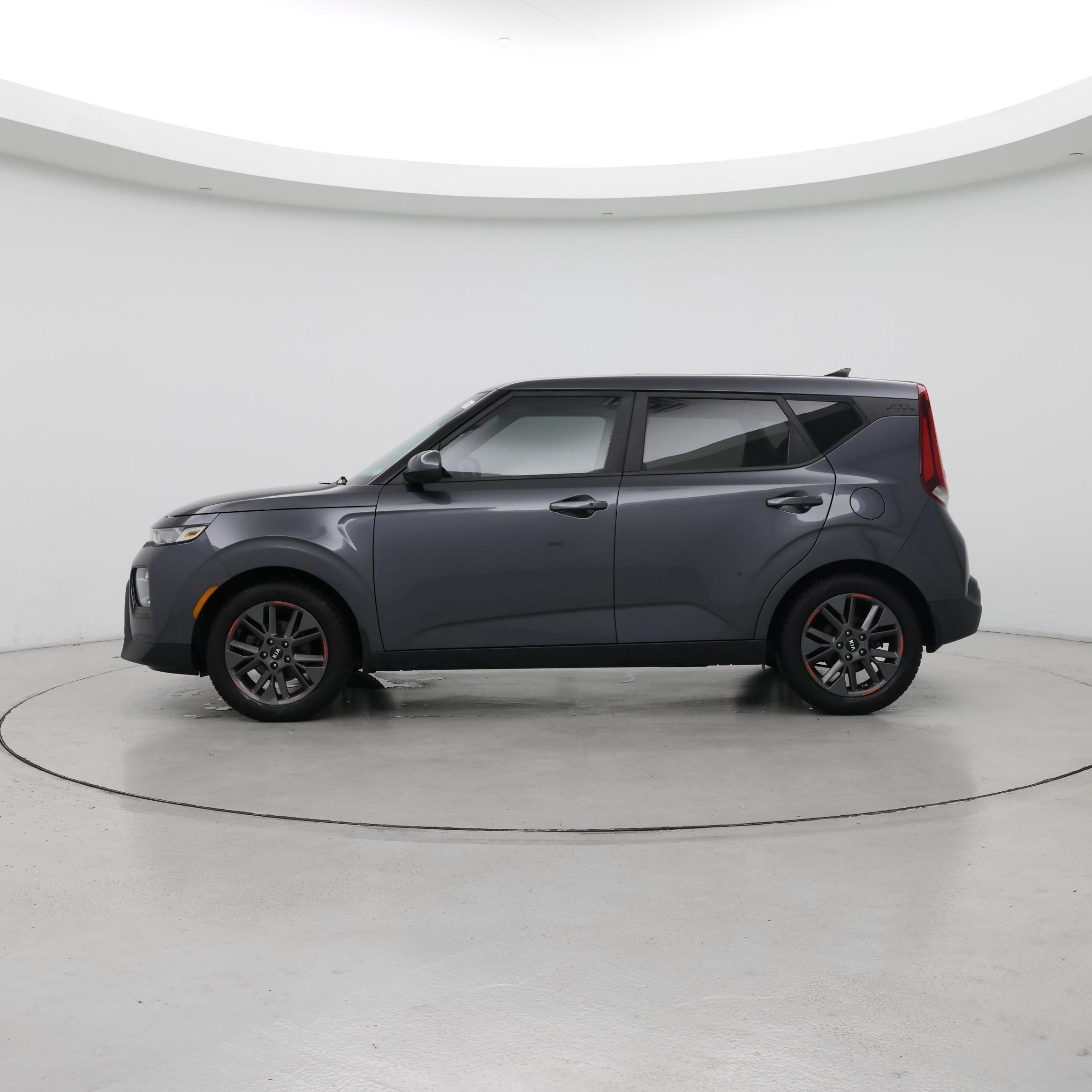Thumbnail: 2021 Kia Soul - 3