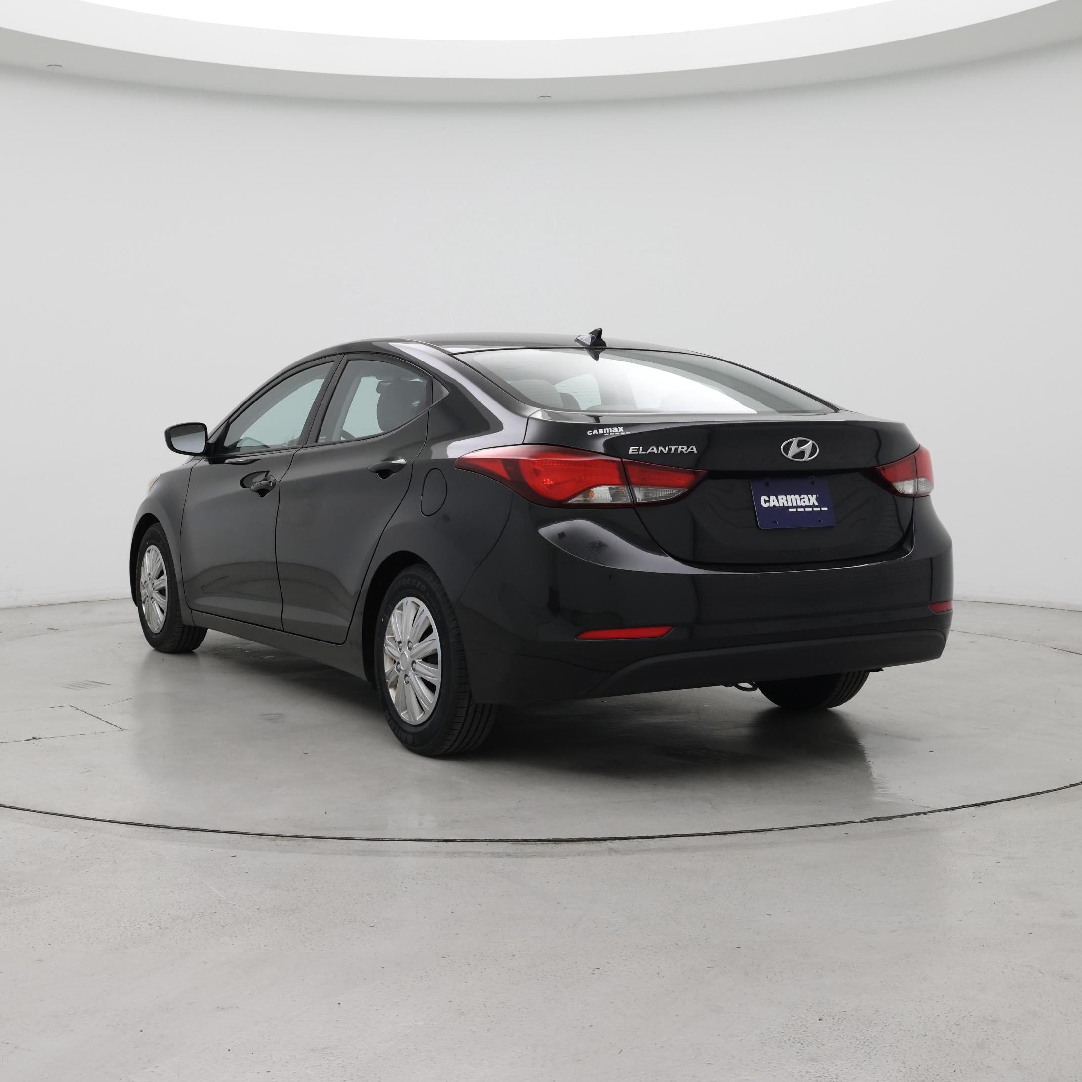 Thumbnail: 2016 Hyundai Elantra - 2