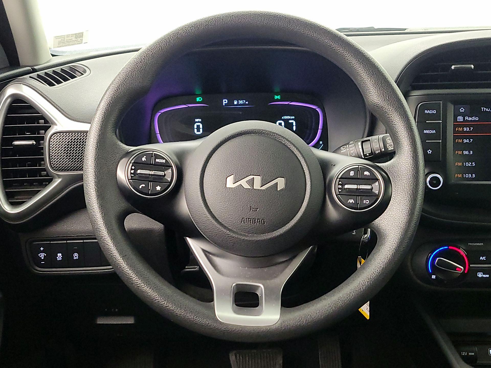 Thumbnail: 2023 Kia Soul - 10