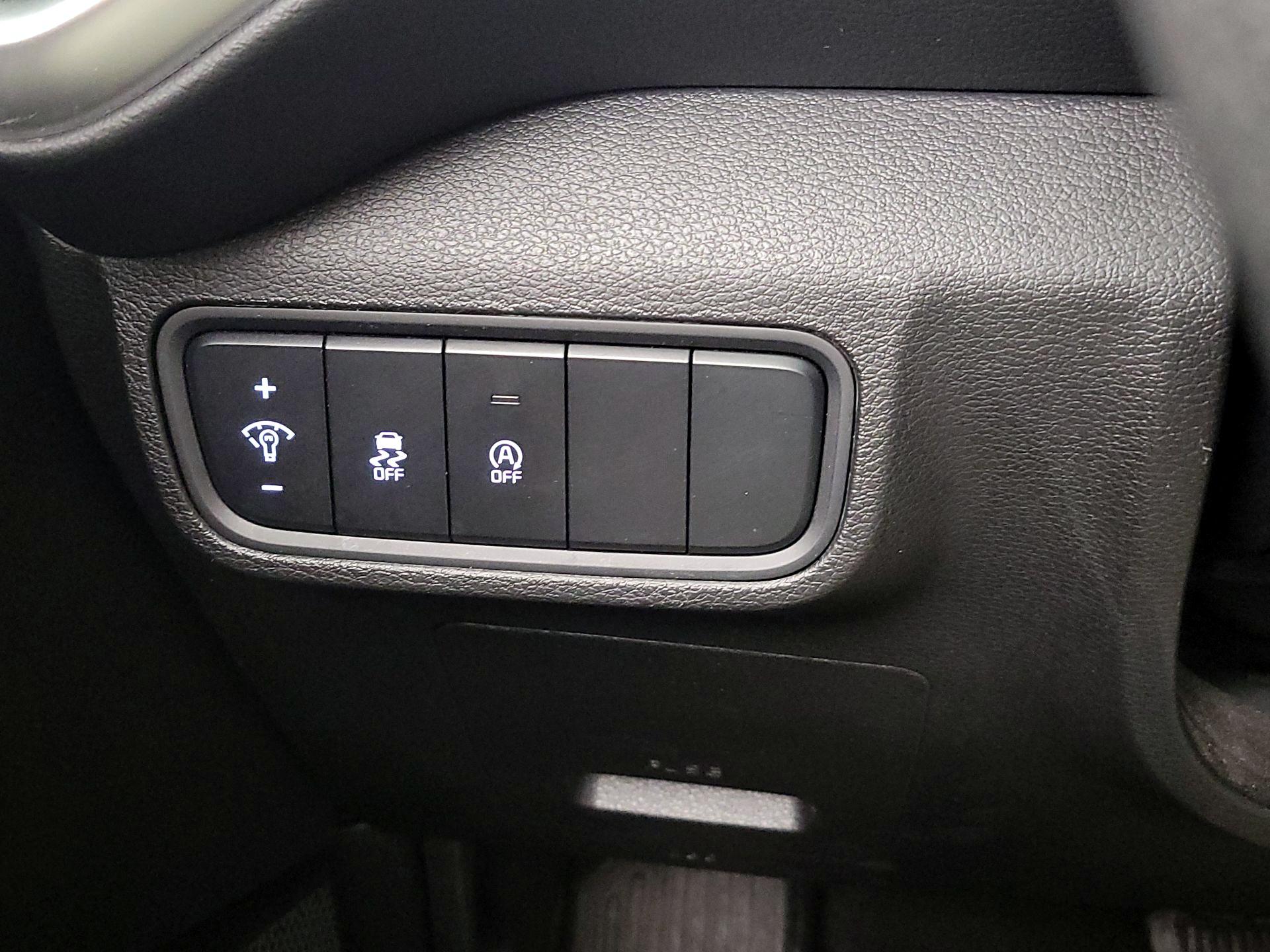 Thumbnail: 2023 Kia Soul - 13