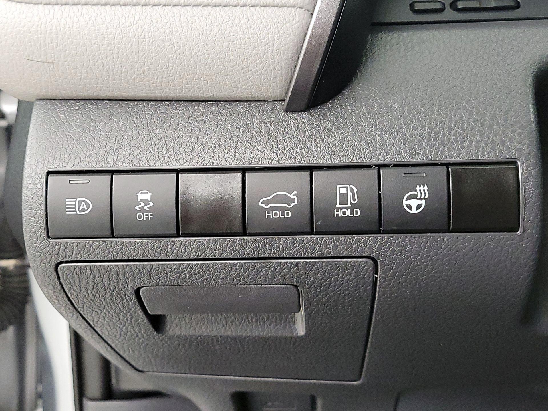 Thumbnail: 2023 Toyota Camry - 13