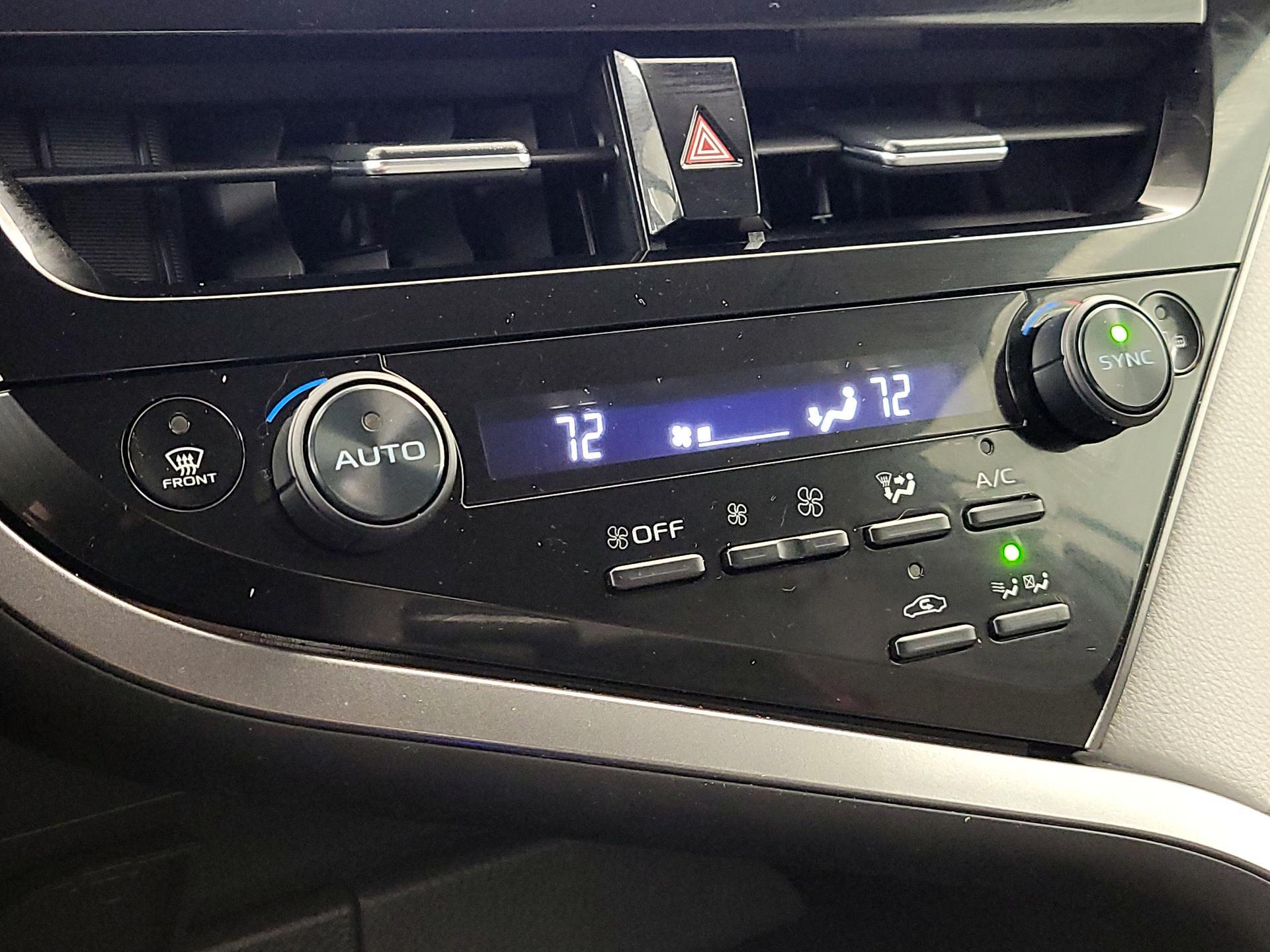 Thumbnail: 2023 Toyota Camry - 16