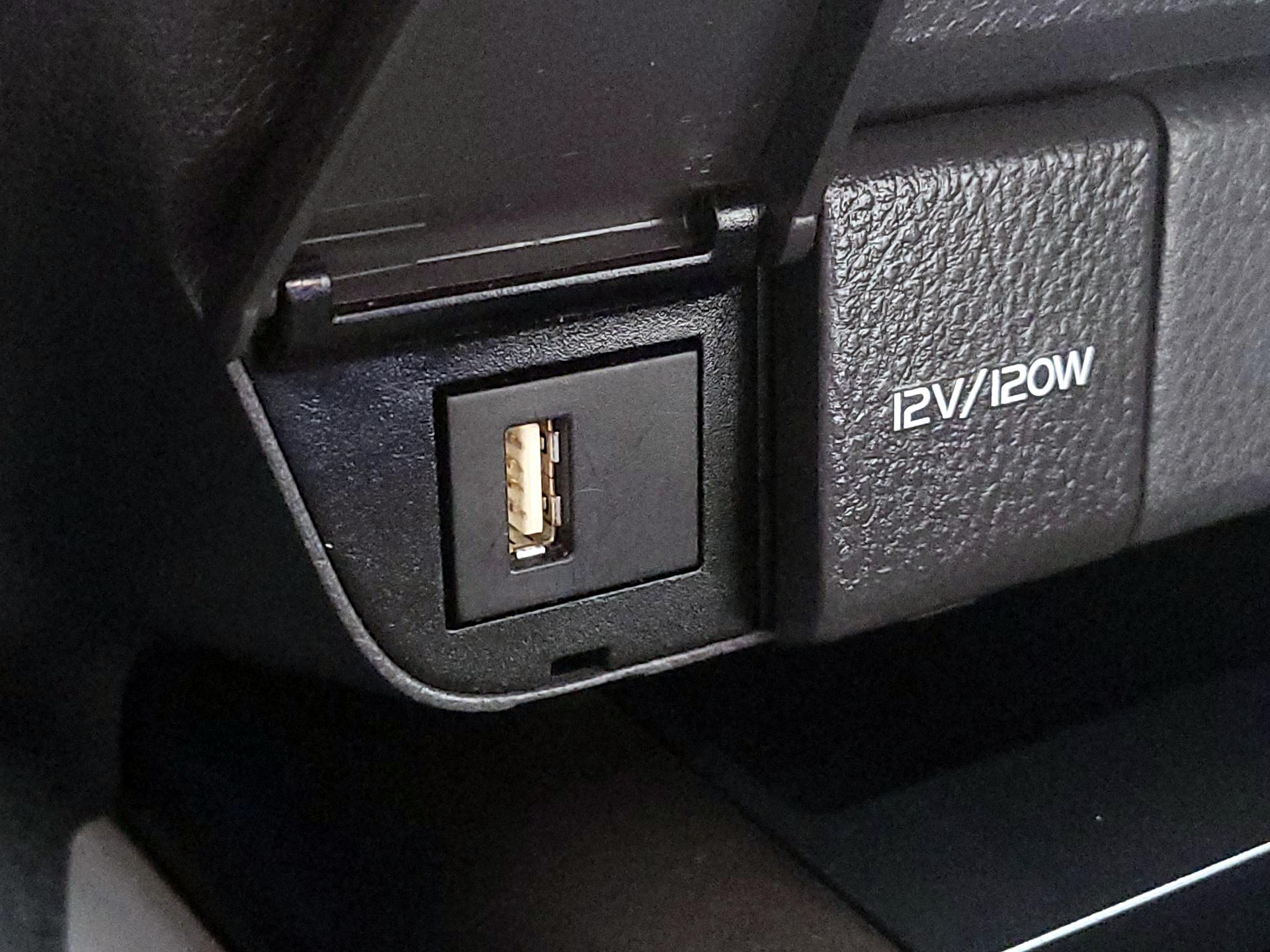 Thumbnail: 2023 Toyota Camry - 18