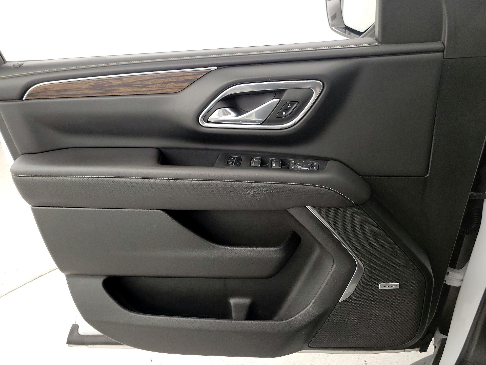 Thumbnail: 2023 Chevrolet Suburban - 12