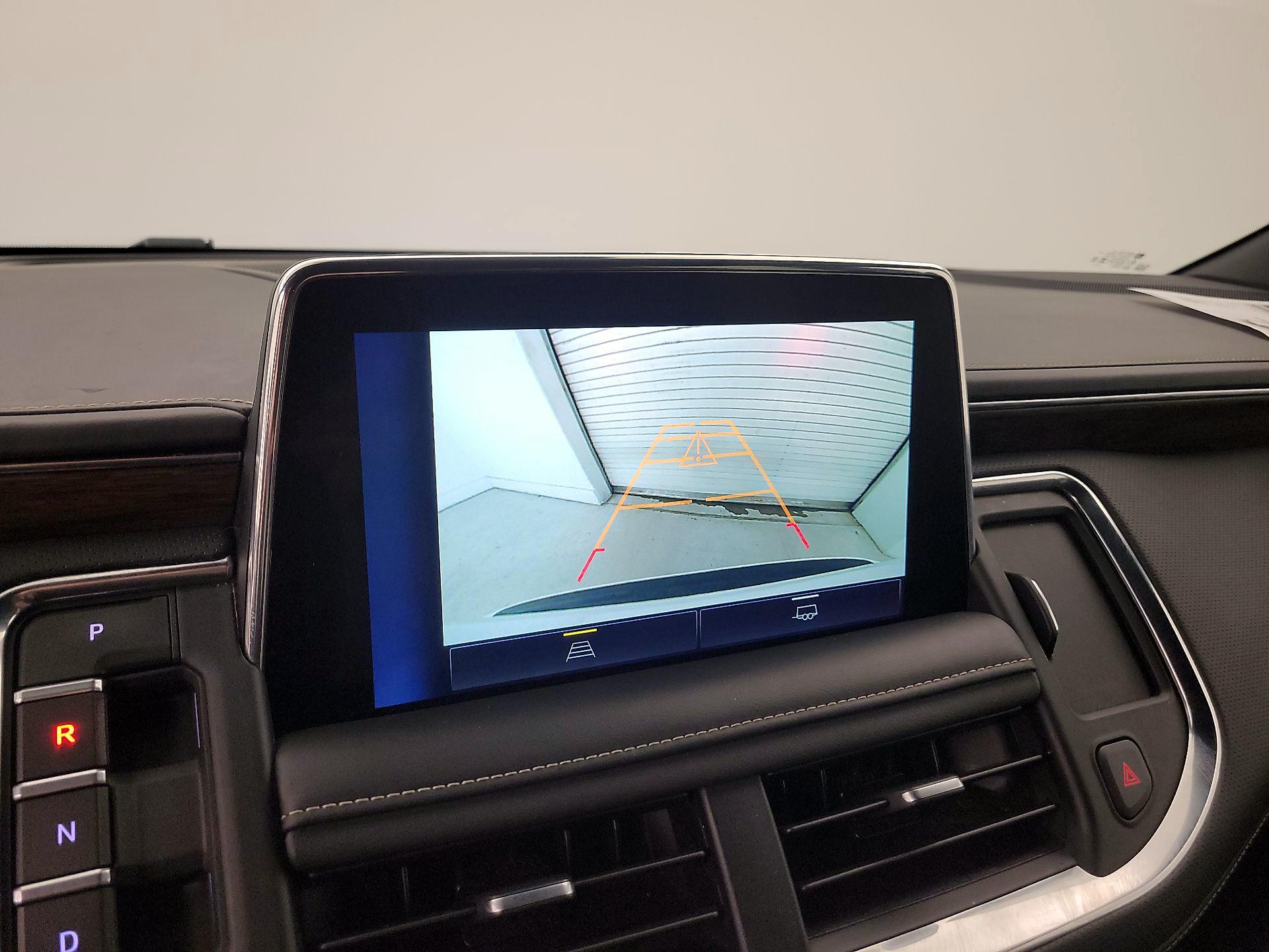 Thumbnail: 2023 Chevrolet Suburban - 14