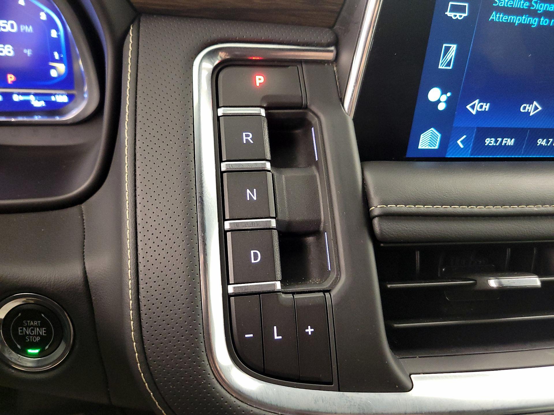 Thumbnail: 2023 Chevrolet Suburban - 17