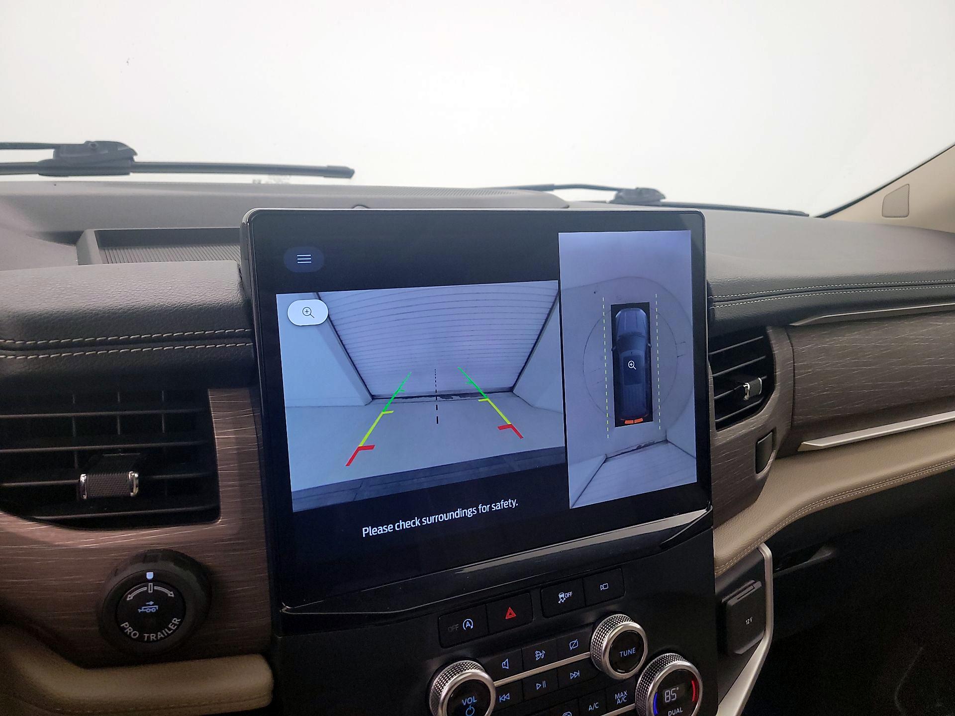 Thumbnail: 2023 Ford Expedition - 15