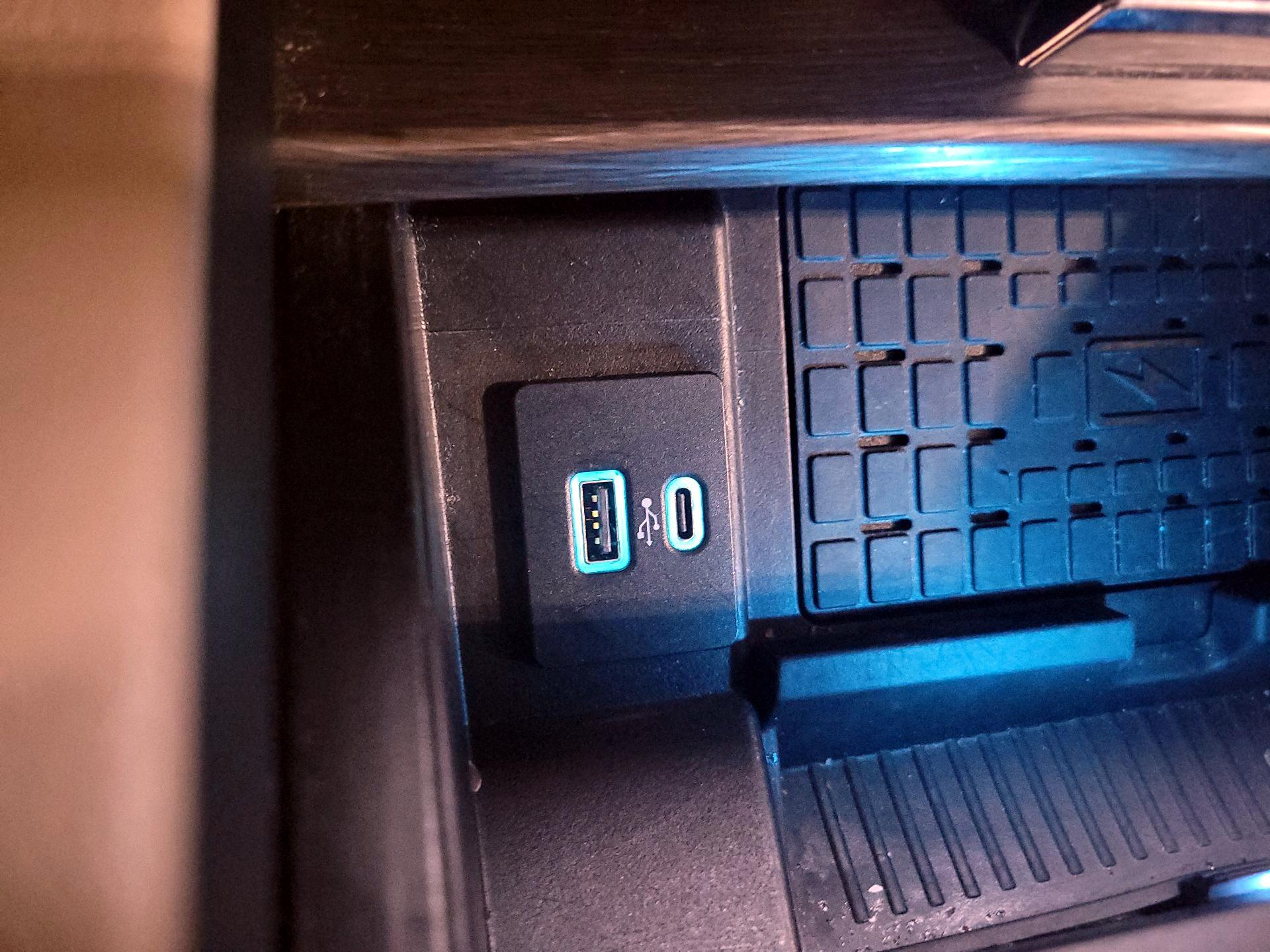 Thumbnail: 2023 Ford Expedition - 19