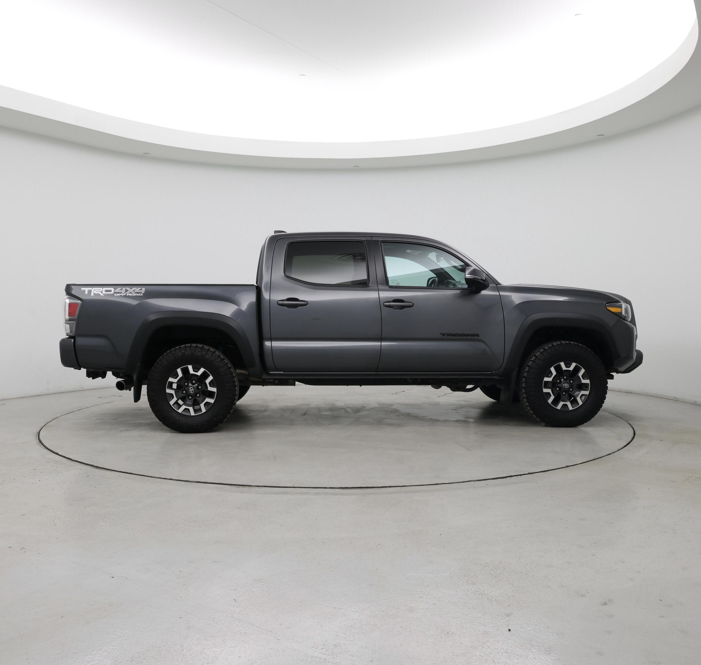 Thumbnail: 2021 Toyota Tacoma - 7