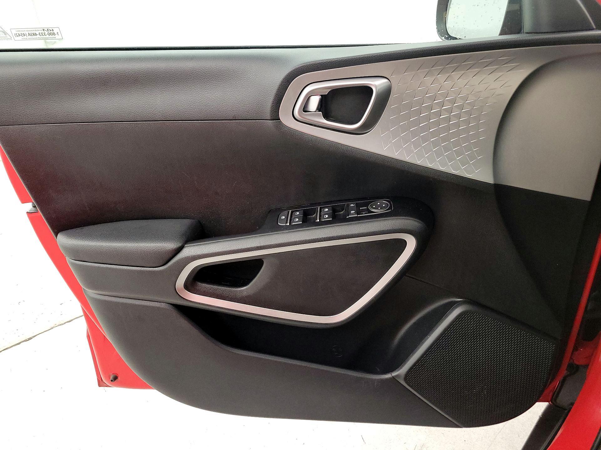 Thumbnail: 2024 Kia Soul - 12