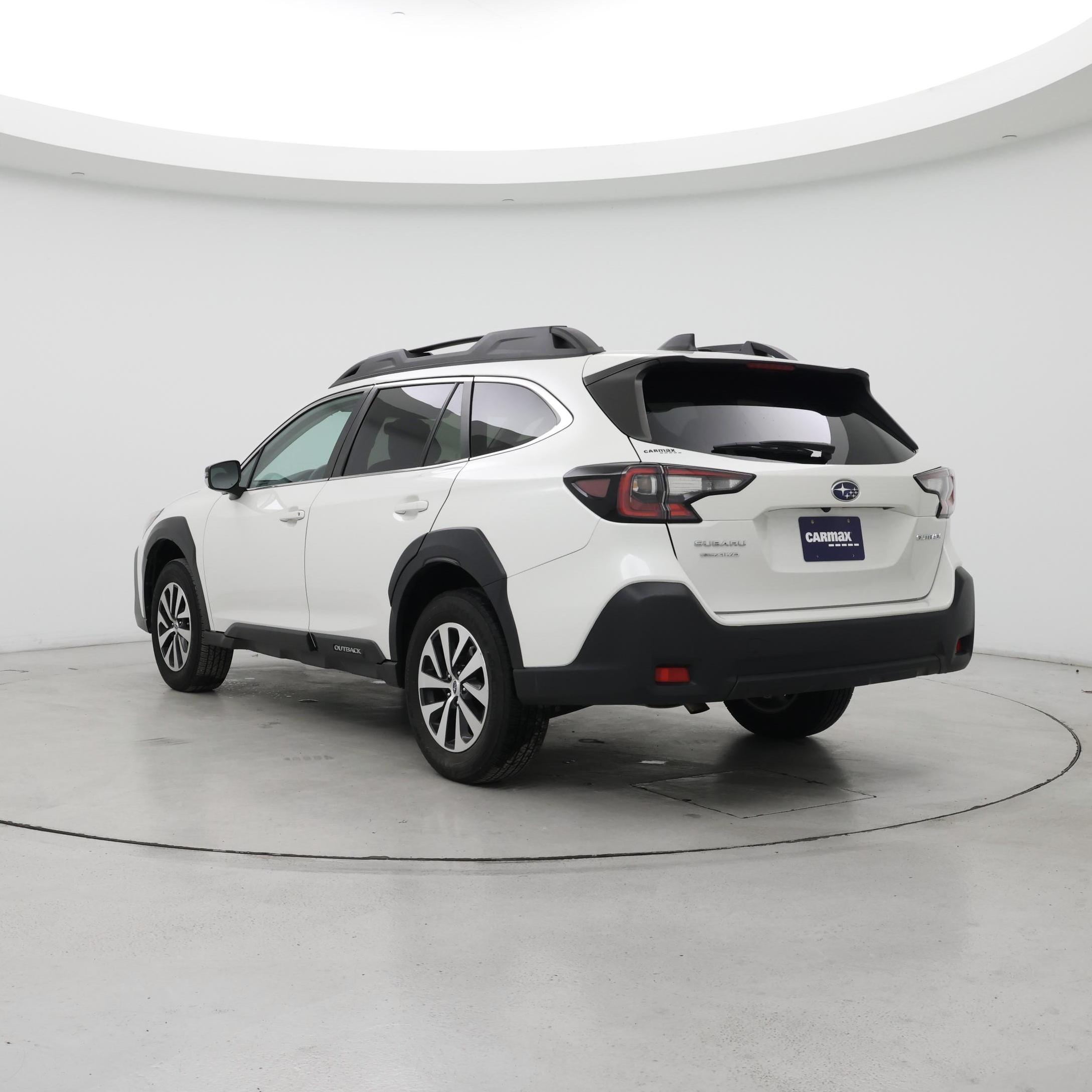 Thumbnail: 2023 Subaru Outback - 2