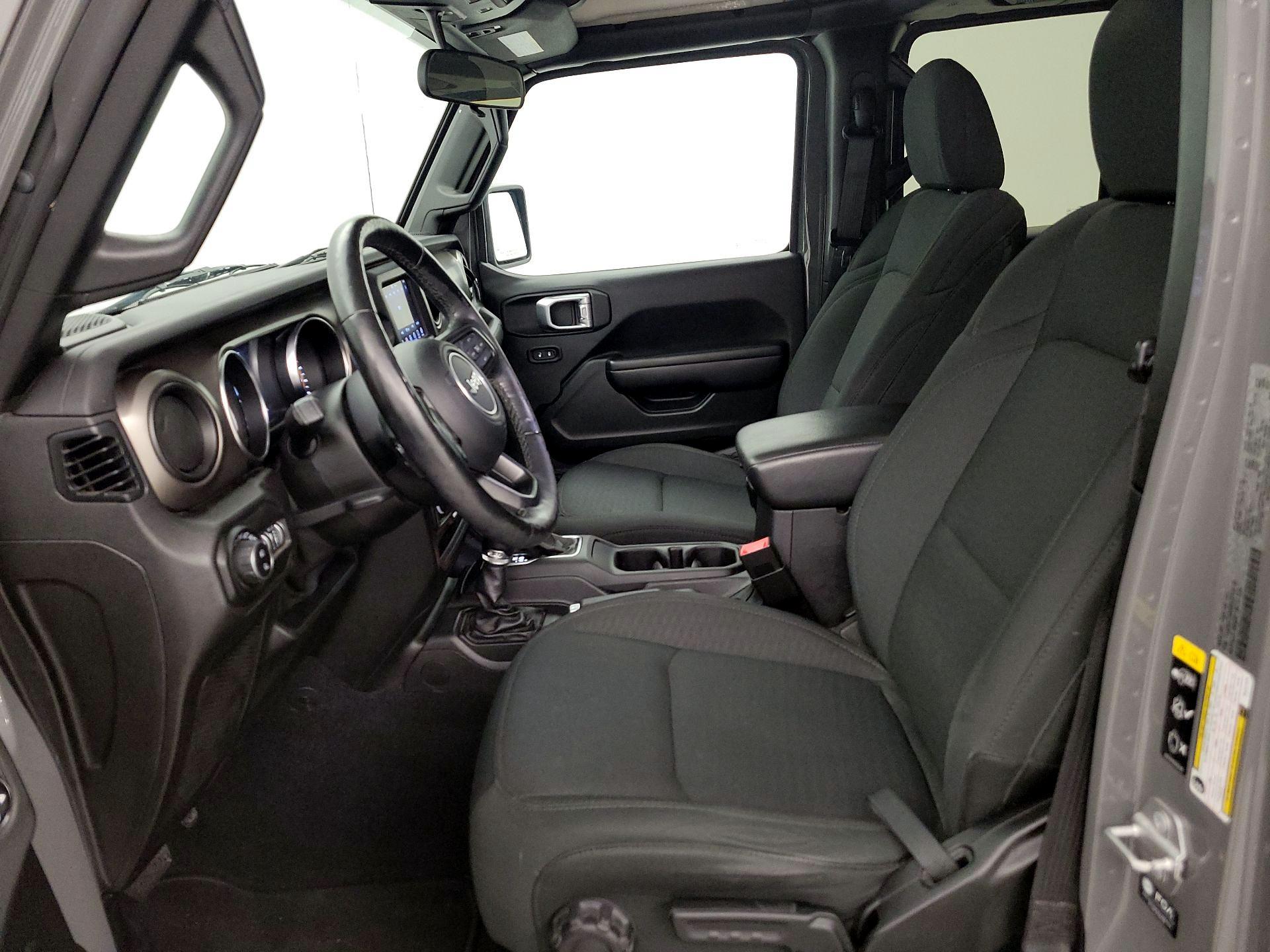 Thumbnail: 2021 Jeep Gladiator - 11