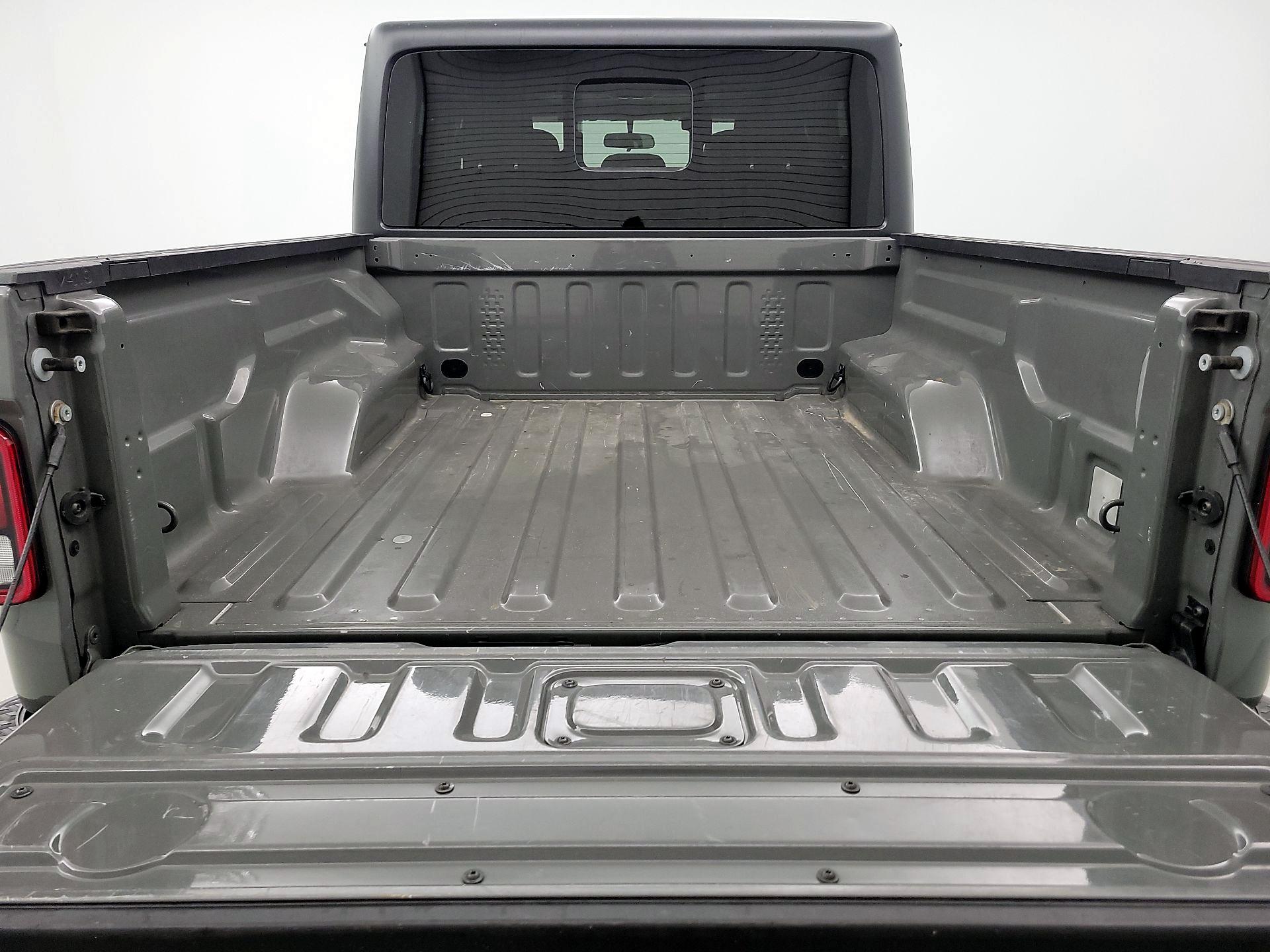 Thumbnail: 2021 Jeep Gladiator - 20