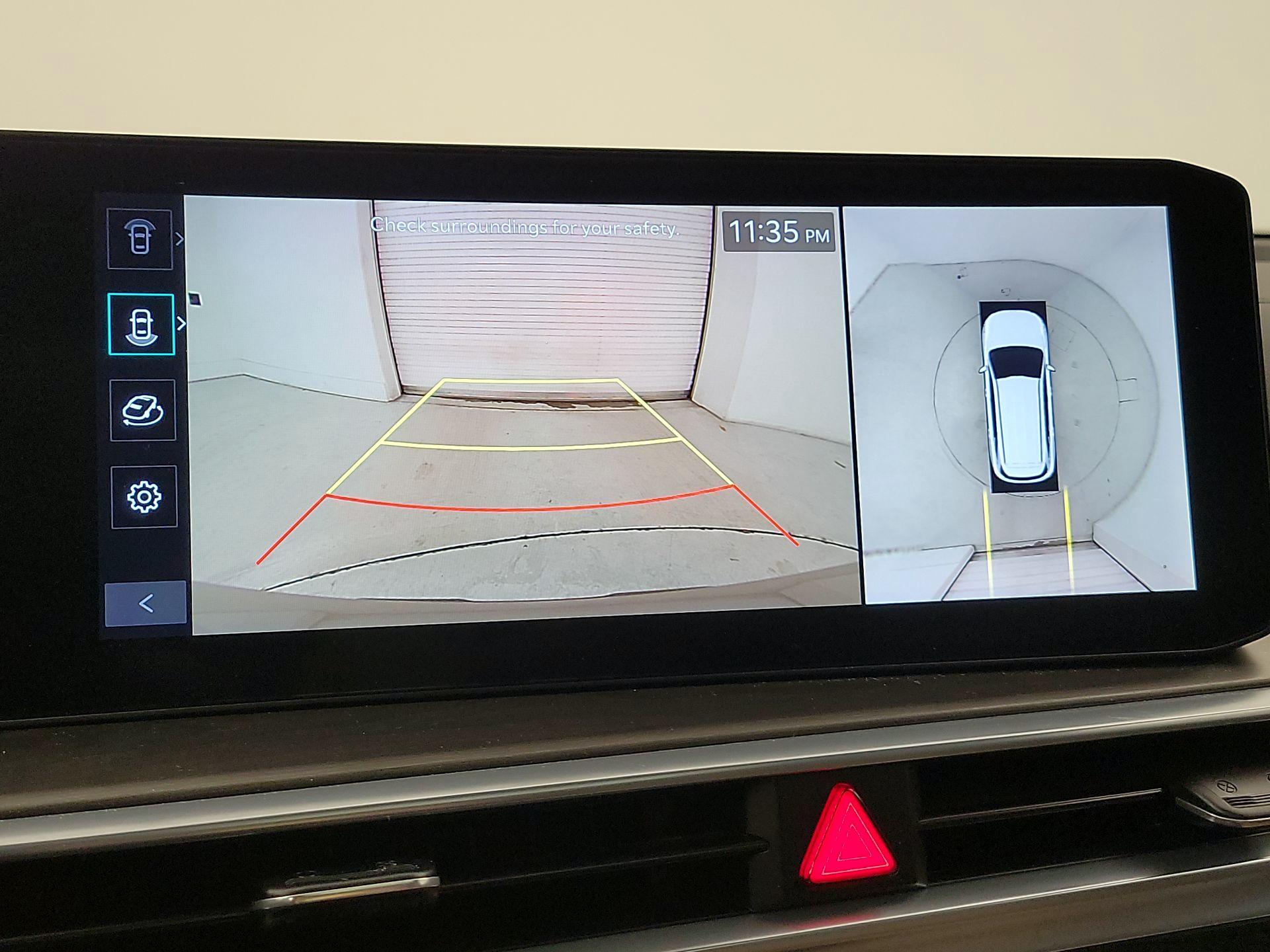 Thumbnail: 2024 Kia Sorento - 15