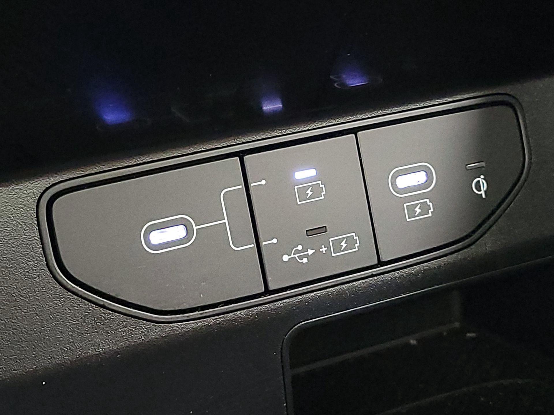 Thumbnail: 2024 Kia Sorento - 19