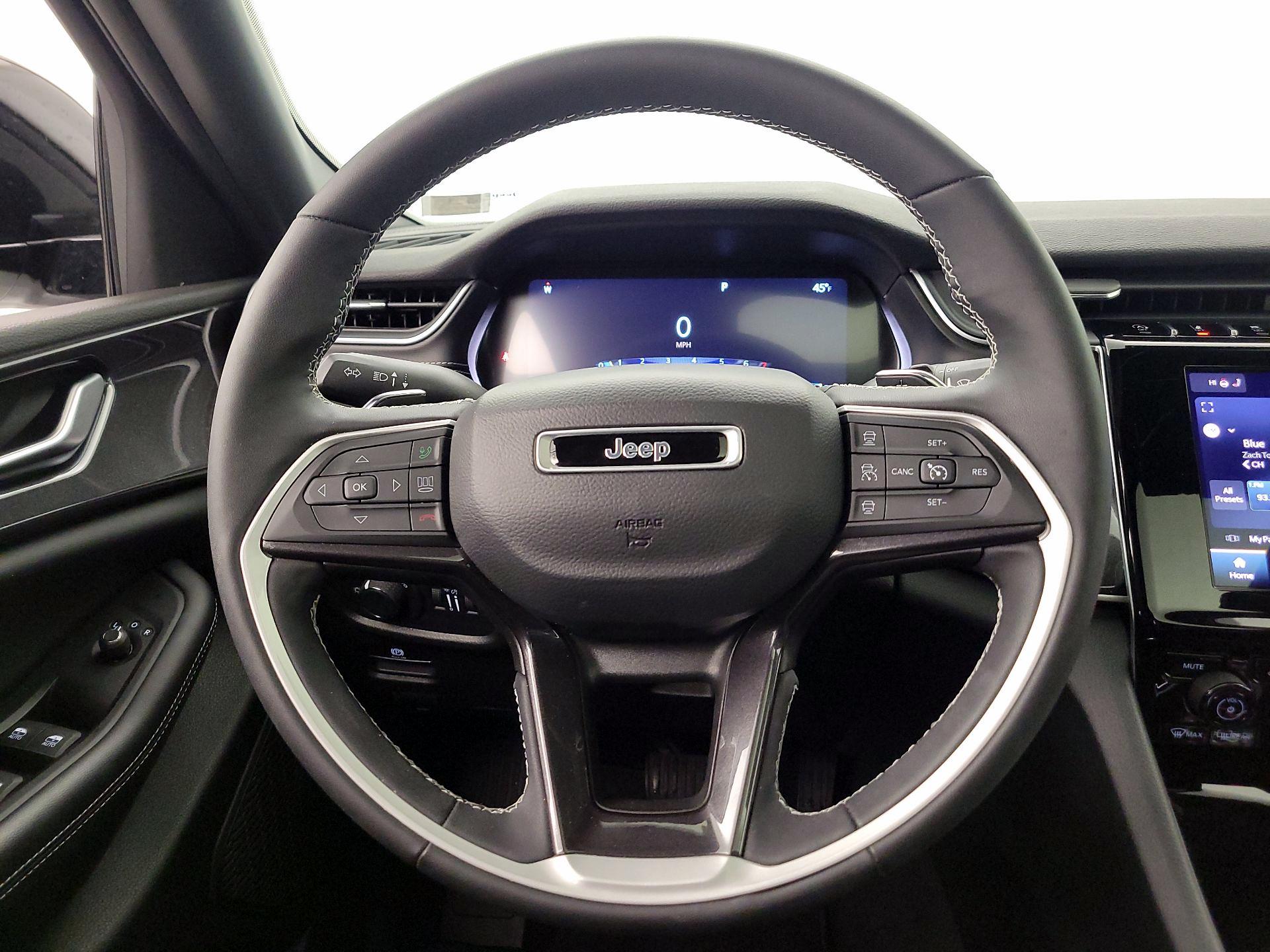 Thumbnail: 2023 Jeep Grand Cherokee - 10