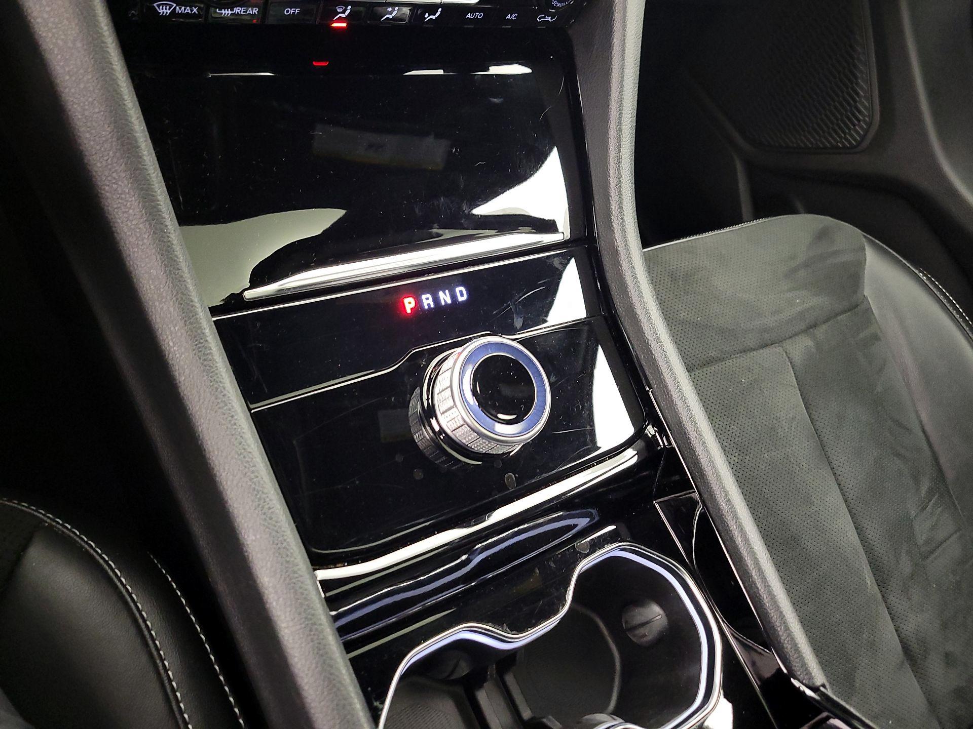 Thumbnail: 2023 Jeep Grand Cherokee - 17