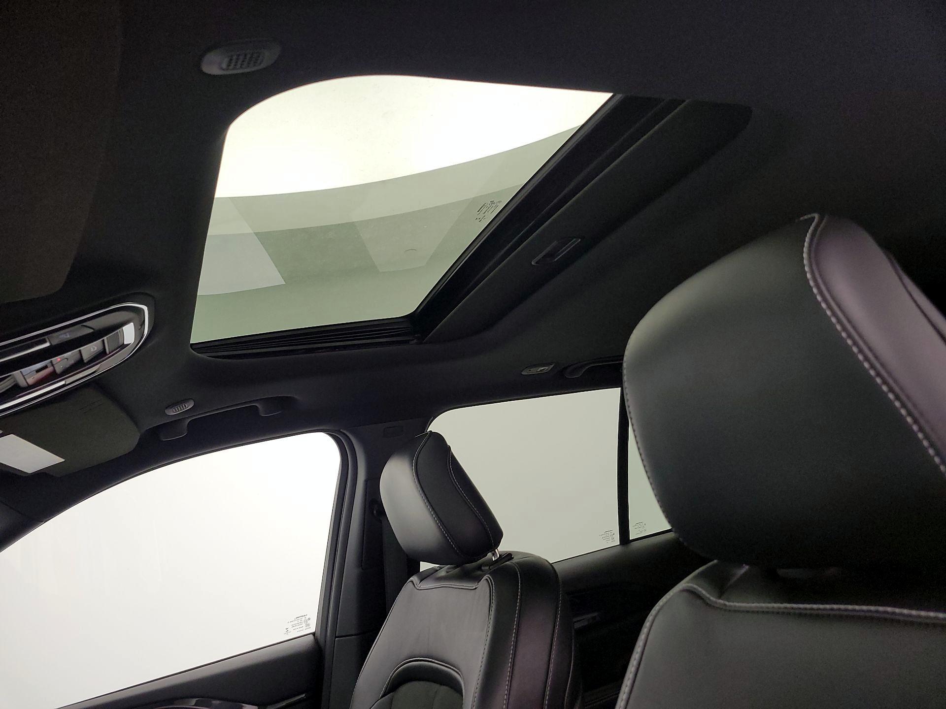 Thumbnail: 2023 Jeep Grand Cherokee - 19