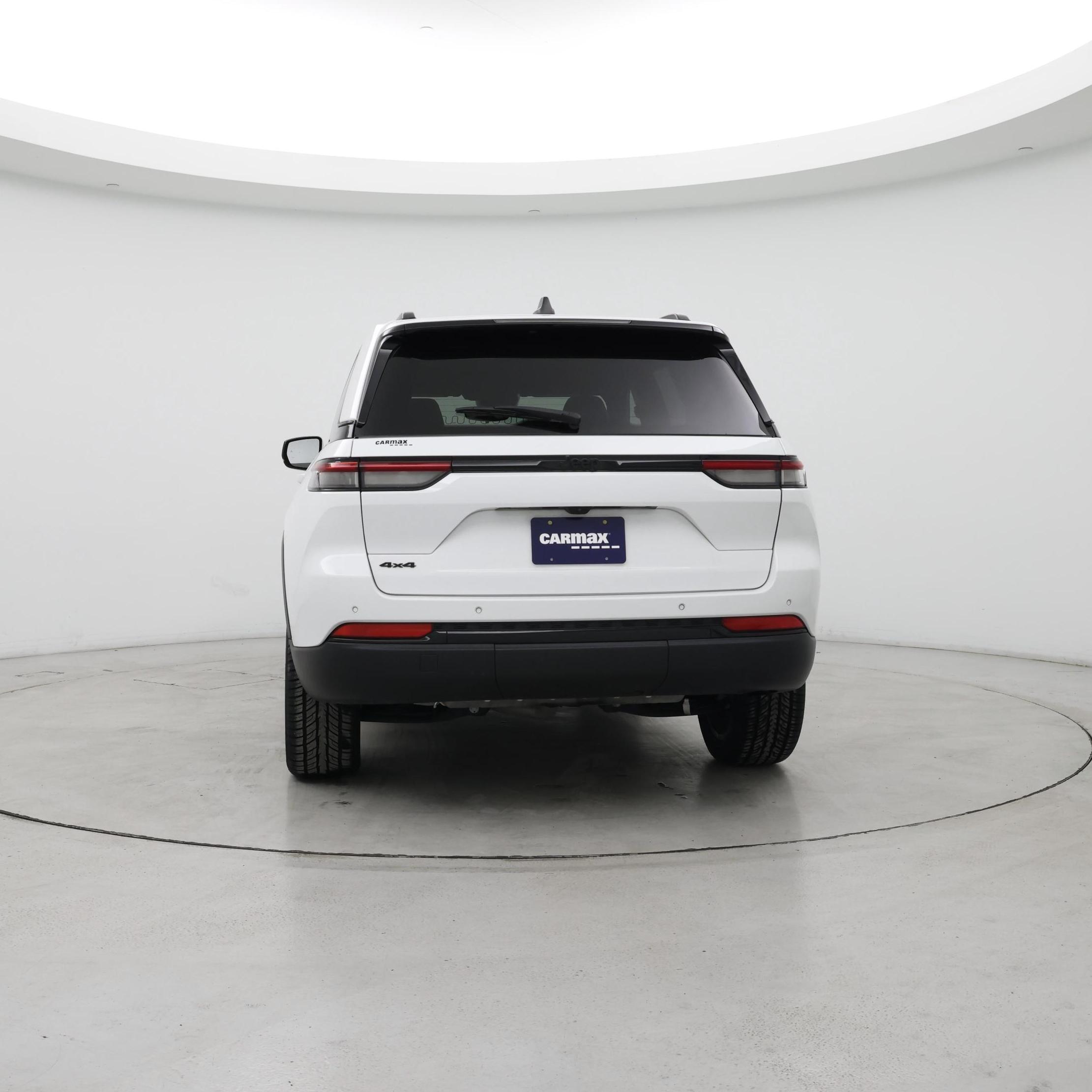 Thumbnail: 2023 Jeep Grand Cherokee - 6