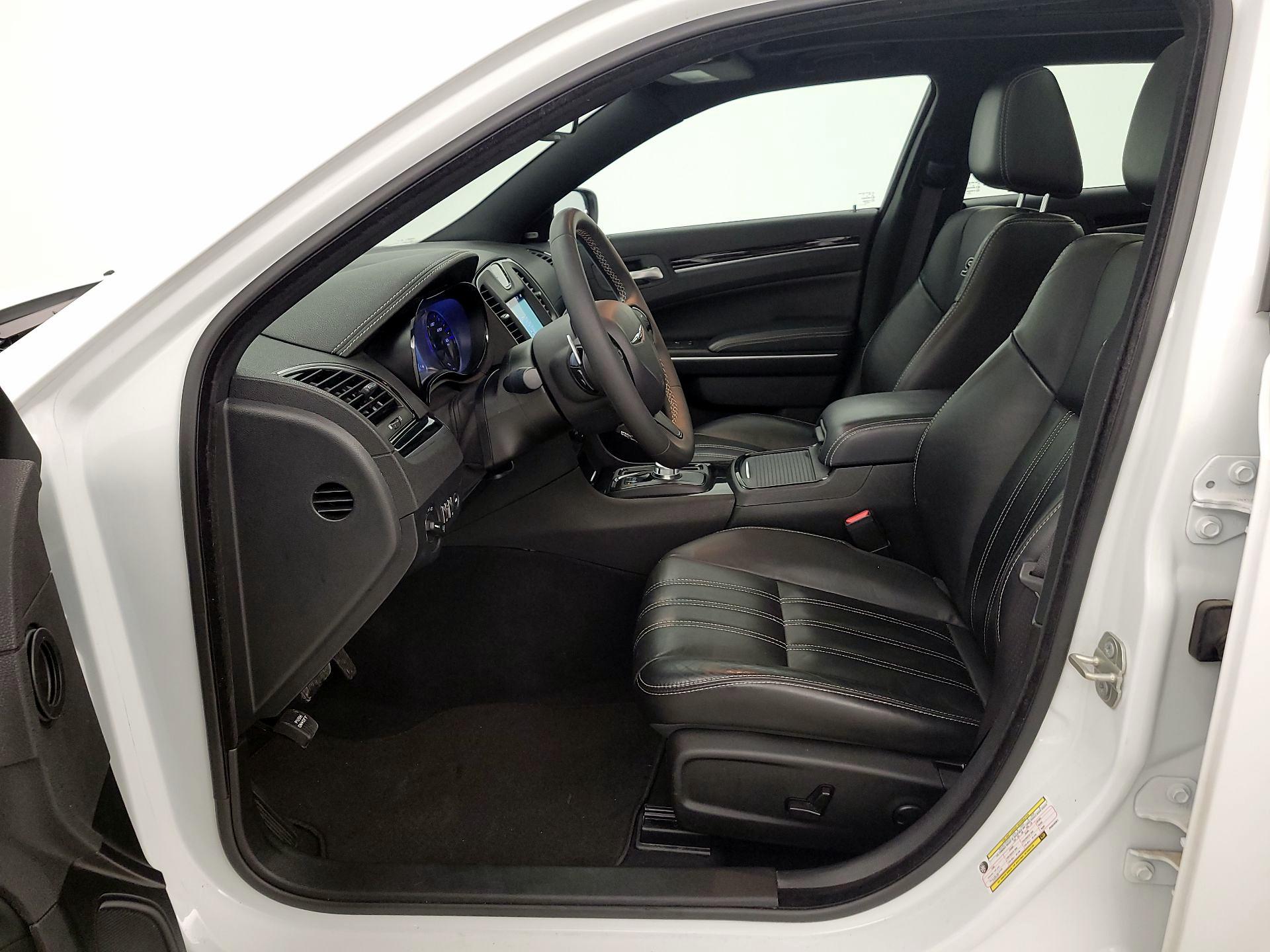 Thumbnail: 2023 Chrysler 300 - 11