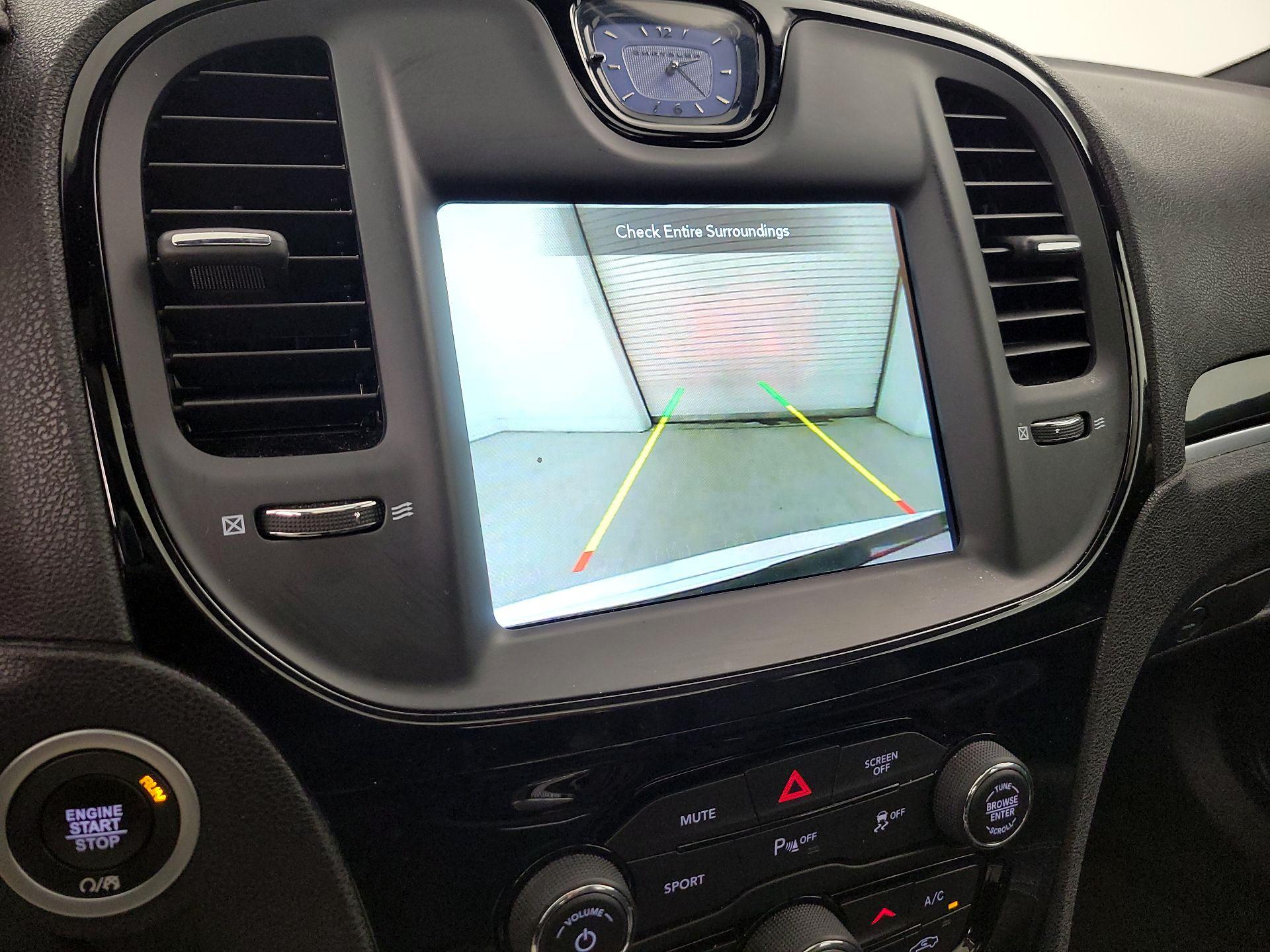 Thumbnail: 2023 Chrysler 300 - 15