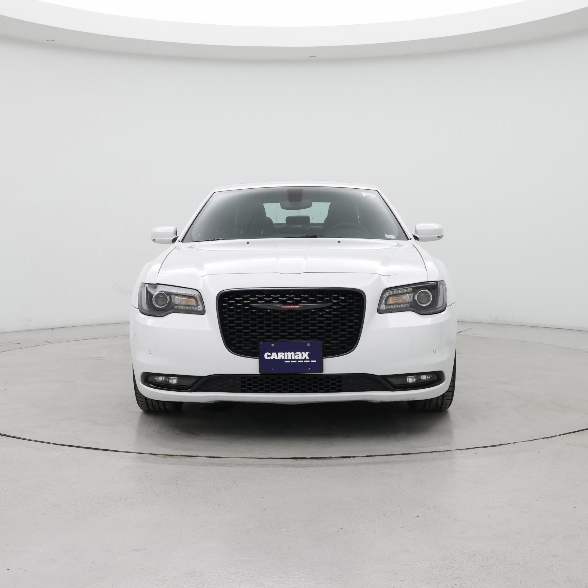 Thumbnail: 2023 Chrysler 300 - 5