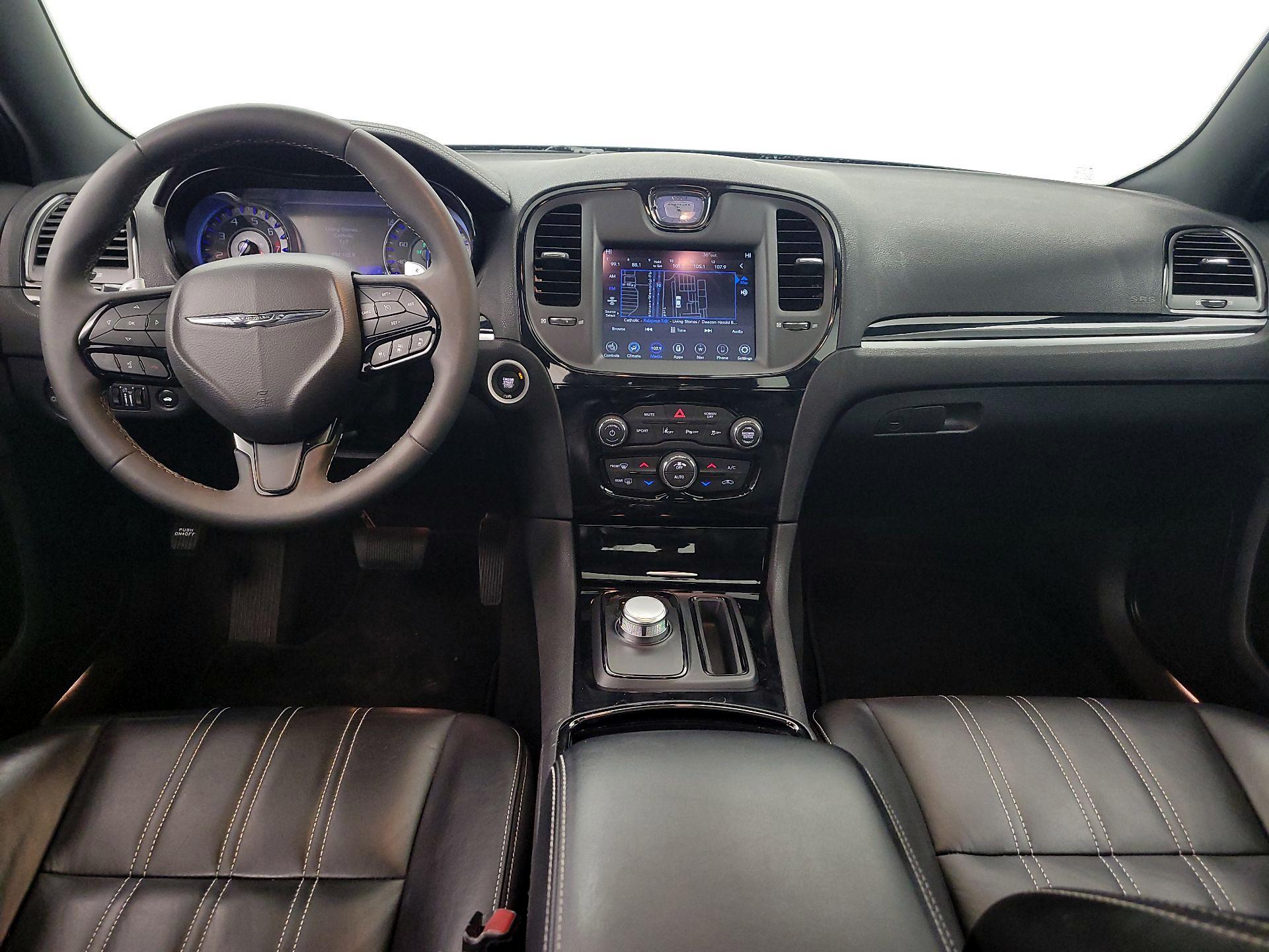 Thumbnail: 2023 Chrysler 300 - 9